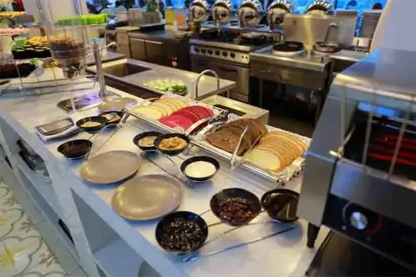 Buffet breakfast in Odua Weston Jambi Buffet breakfast in Odua Weston Jambi