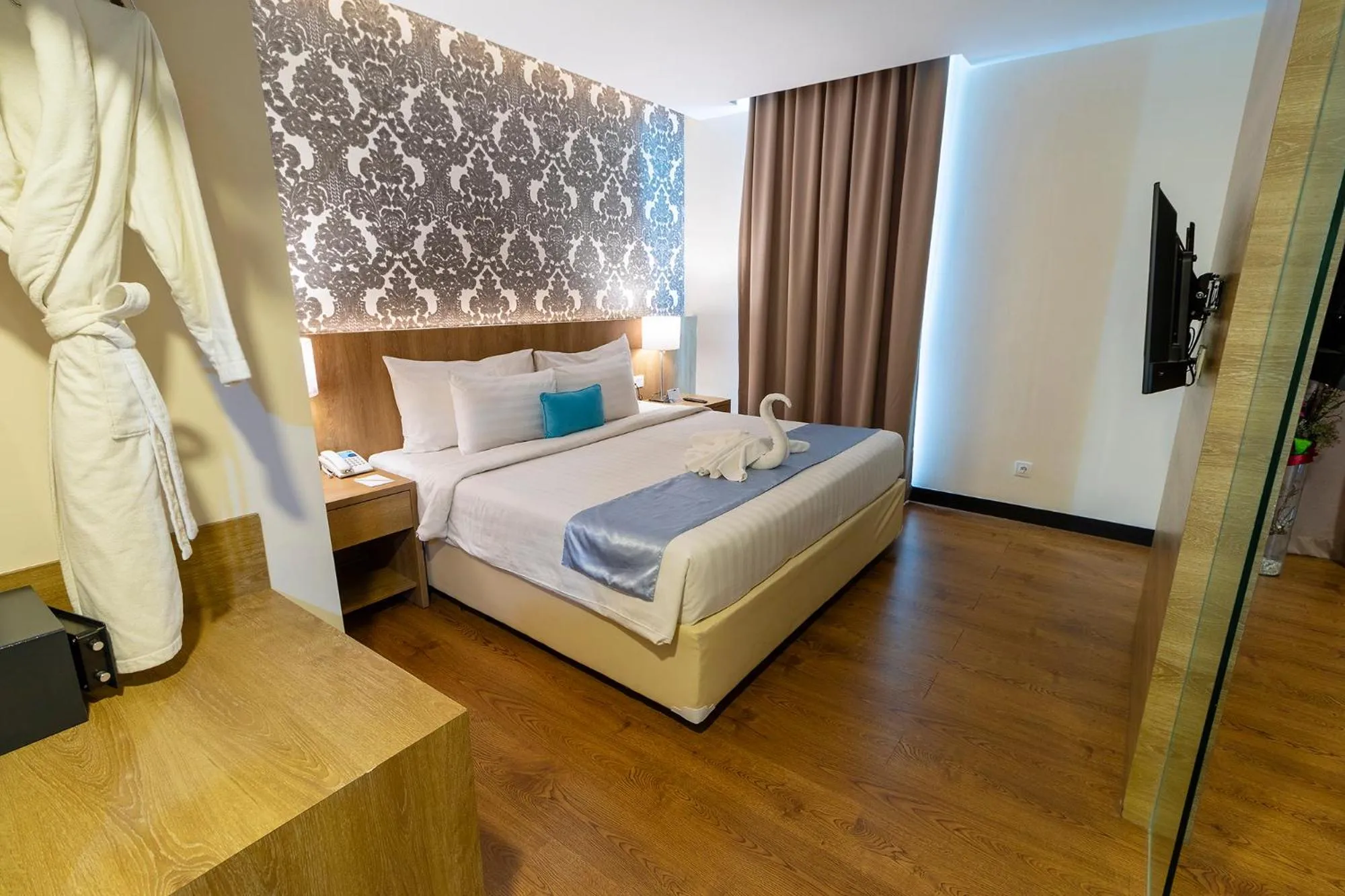 Bed in Odua Weston Jambi