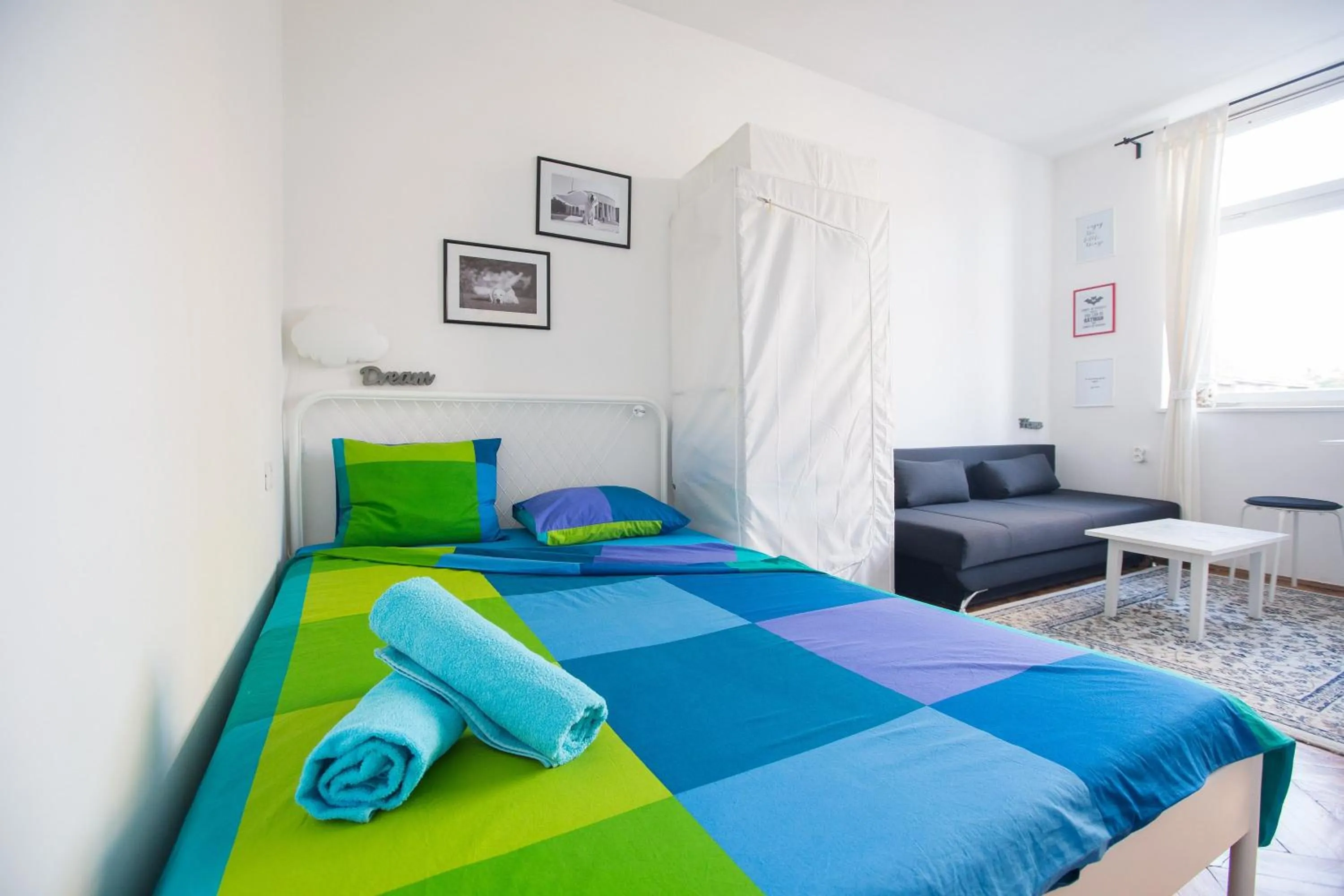 Bed in Center eazZynight 2