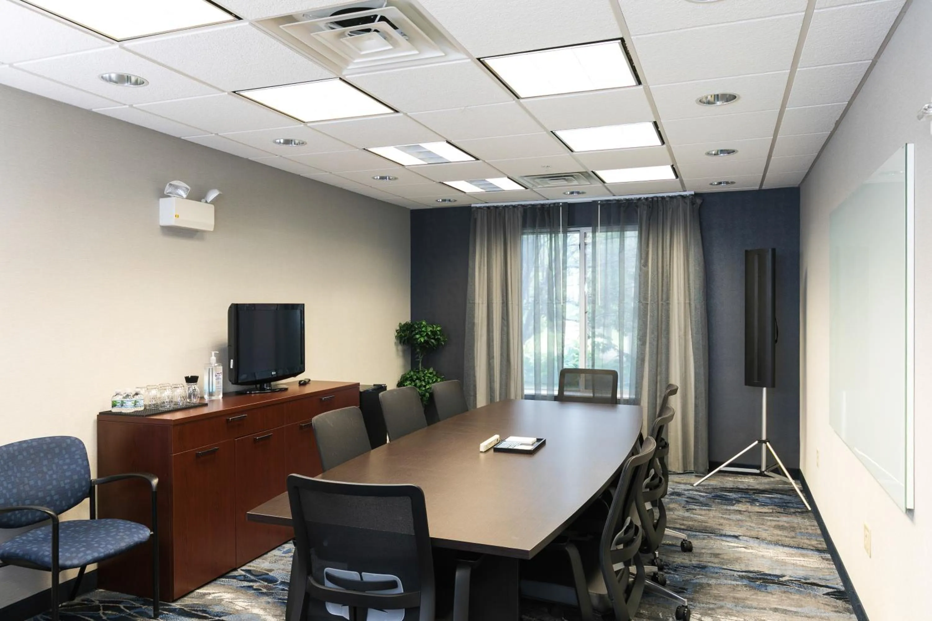 Fairfield Inn & Suites by Marriott Milwaukee Airport