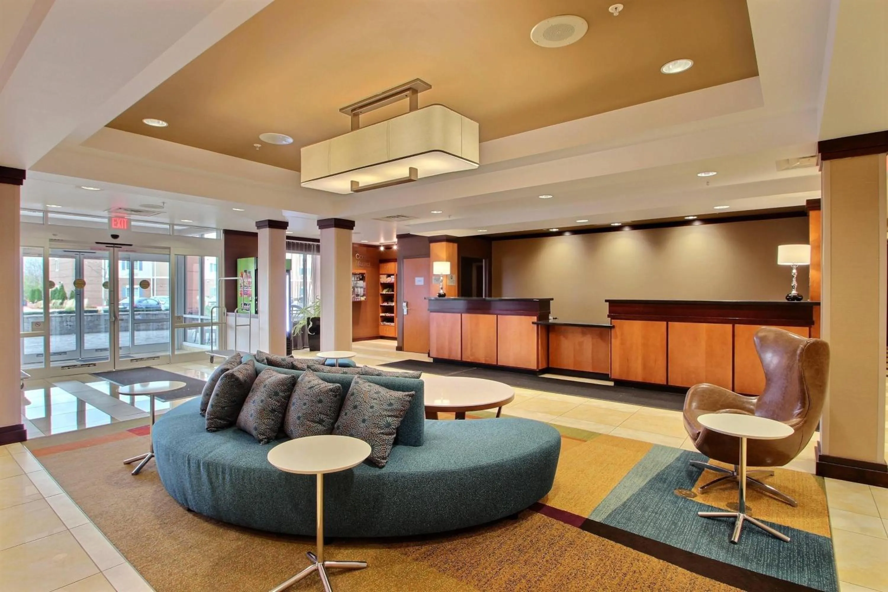 Lobby or reception in Fairfield Inn & Suites by Marriott Milwaukee Airport