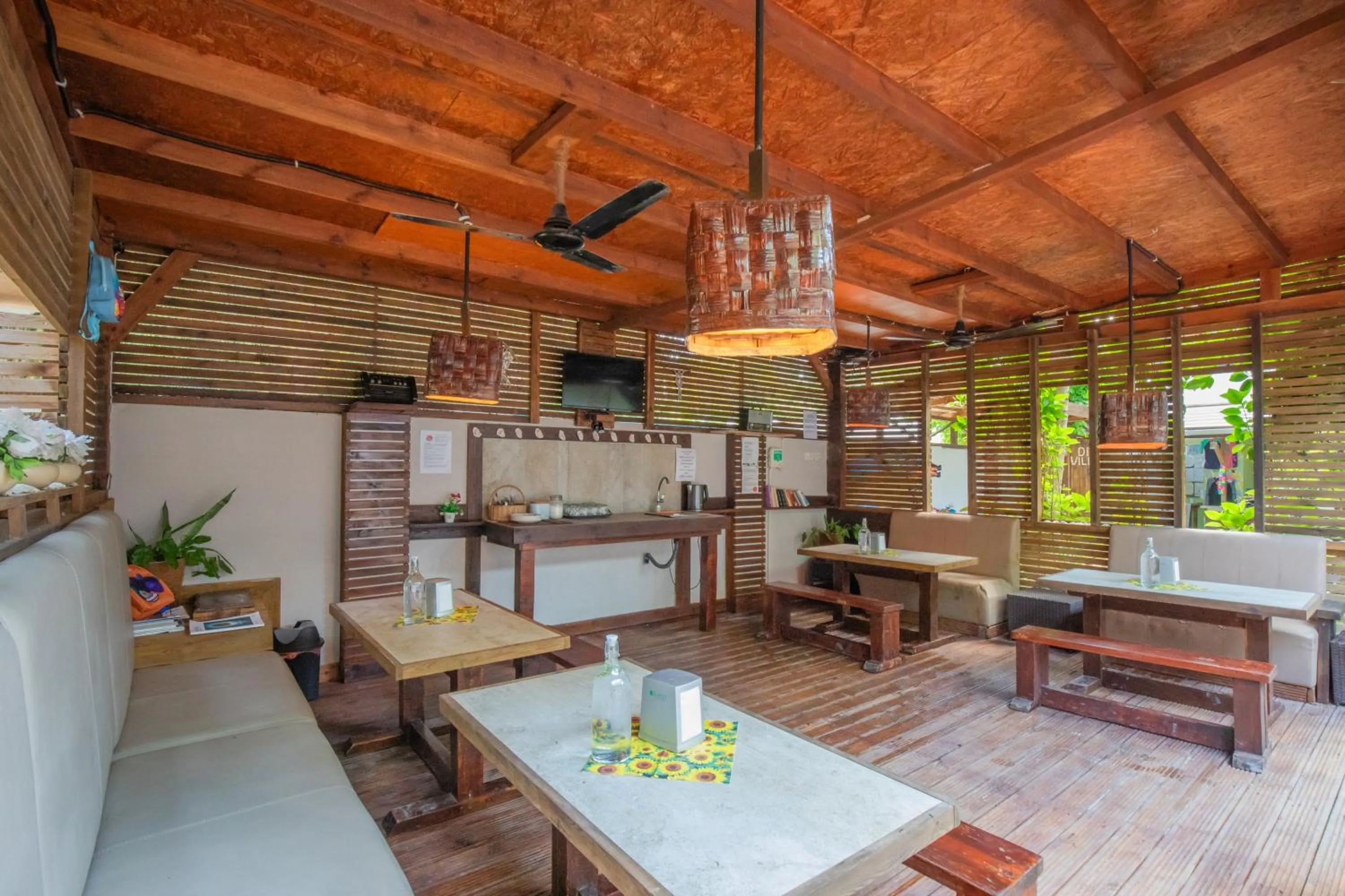 Property building in Dive Villa Thoddoo