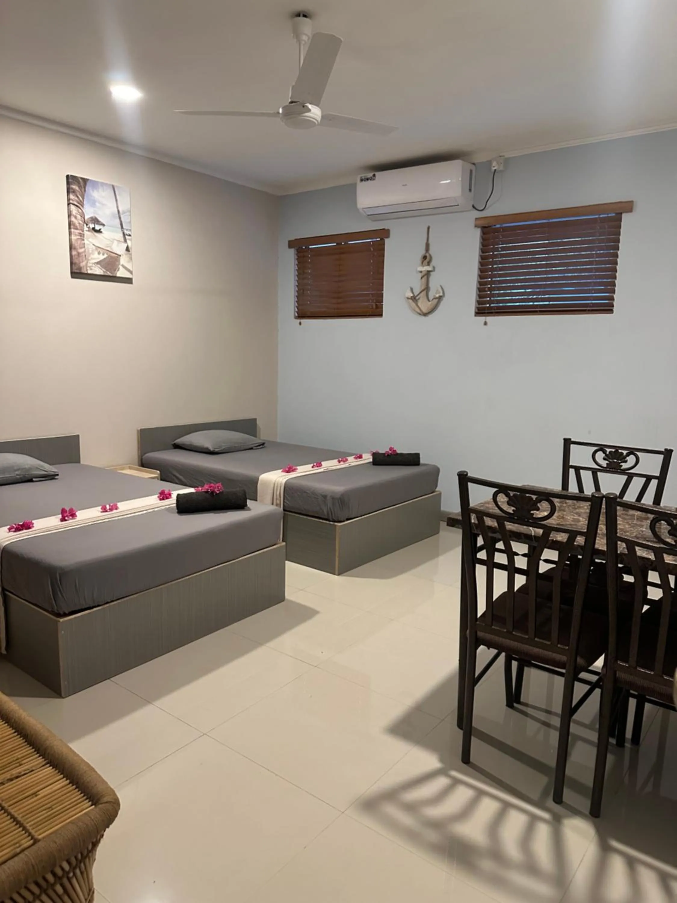 Bed in Dive Villa Thoddoo
