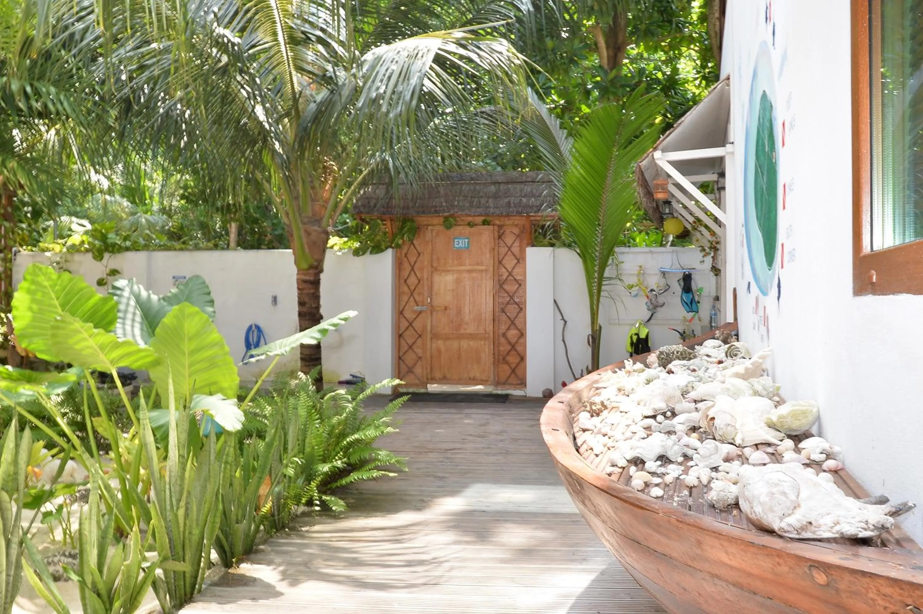 Garden in Dive Villa Thoddoo