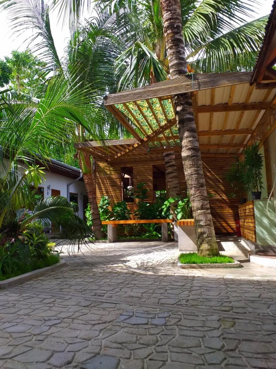 Property building in Dive Villa Thoddoo