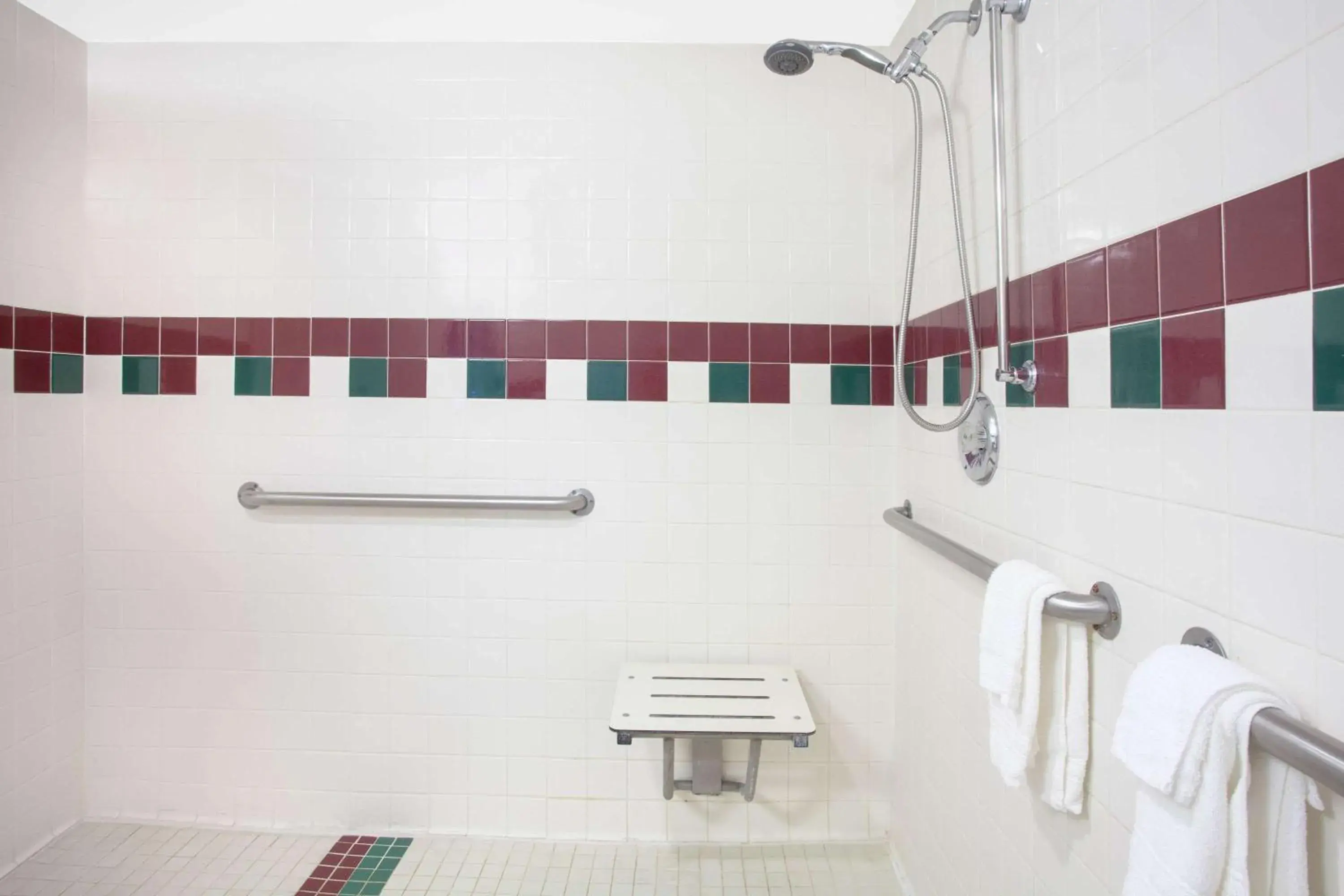 Shower, Bathroom in Ramada by Wyndham Davenport Orlando South