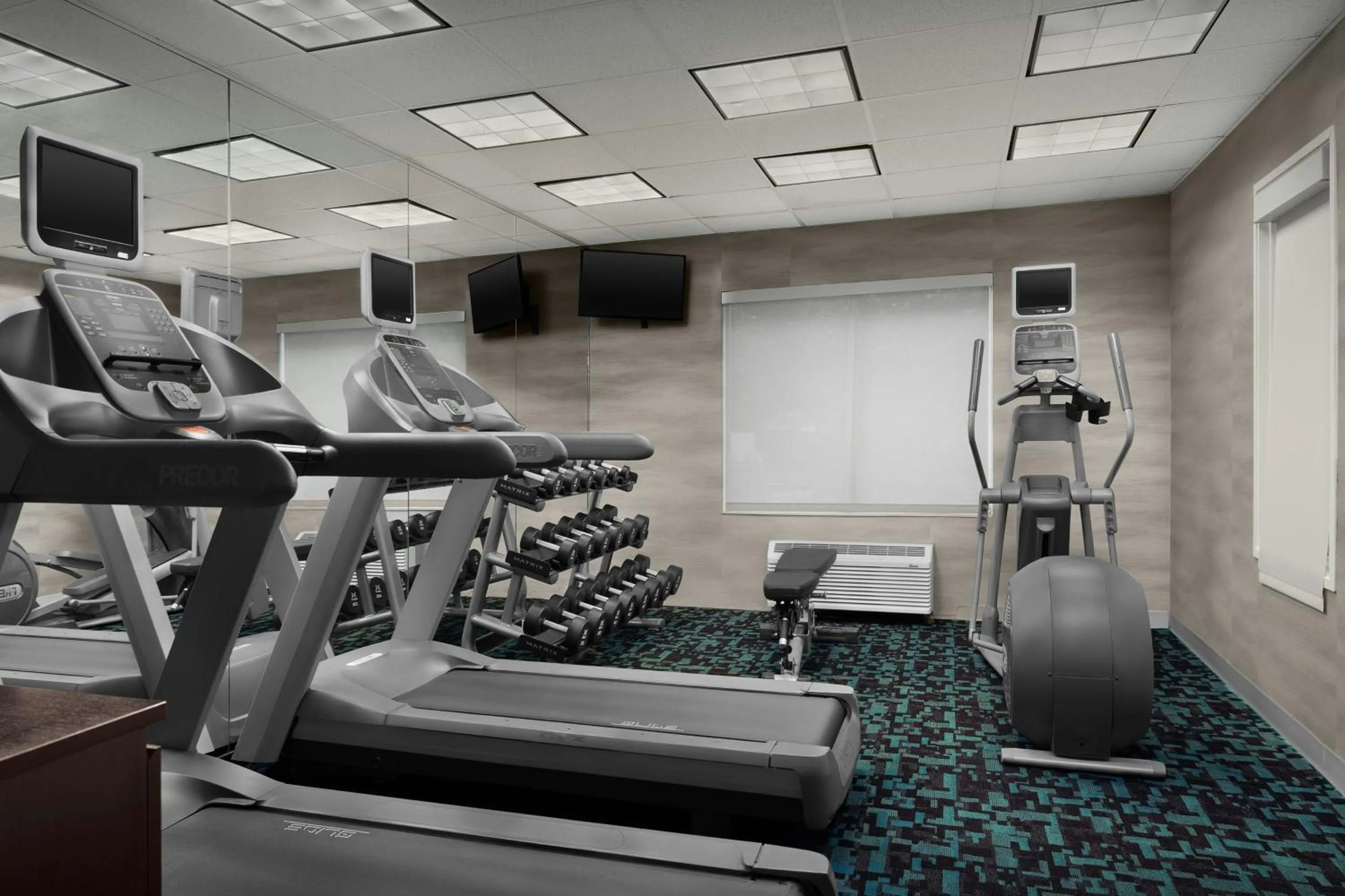 Fitness centre/facilities in Fairfield Inn and Suites by Marriott Emporia I-95