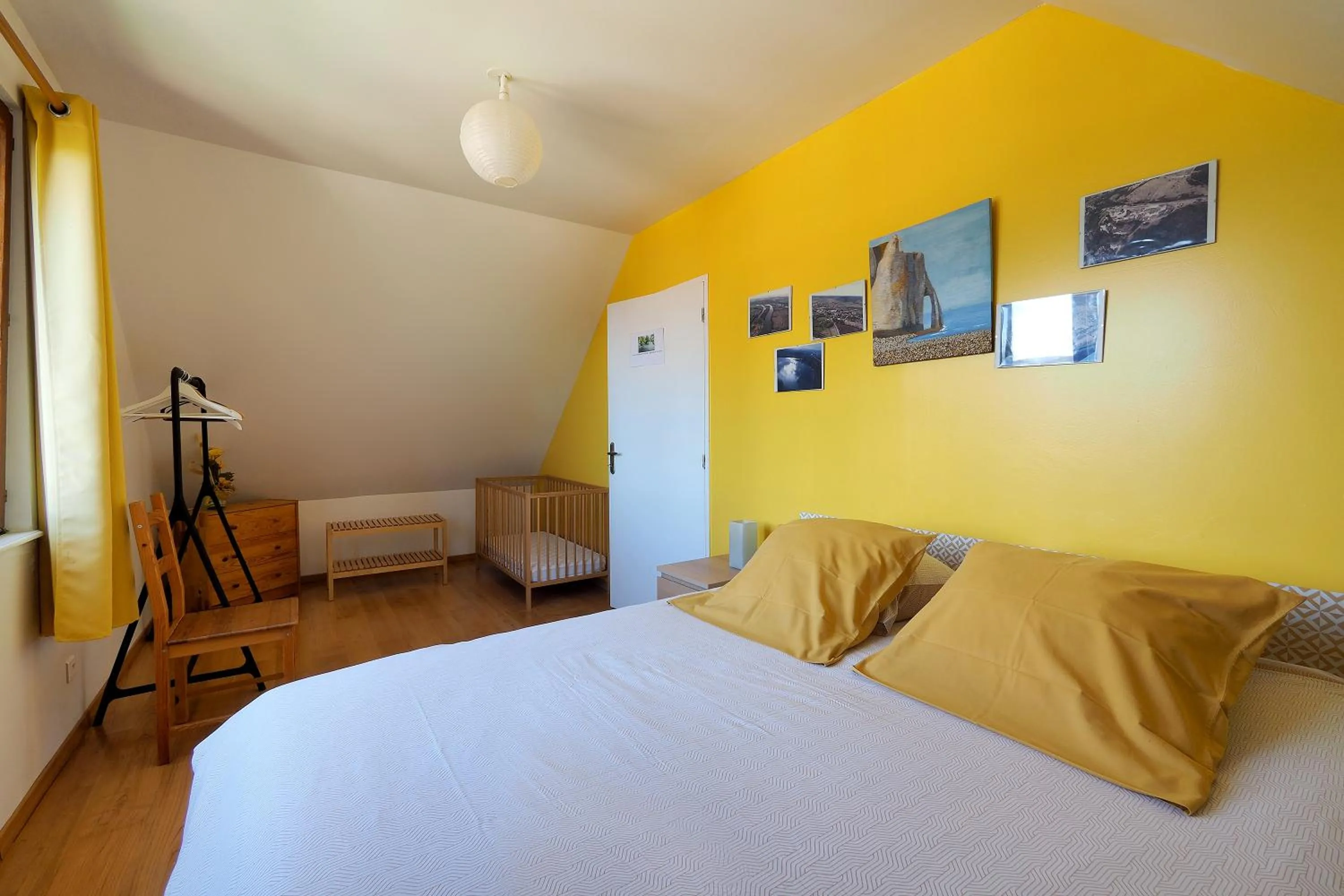 Bedroom, Bed in Au Moulin de l'Andelle