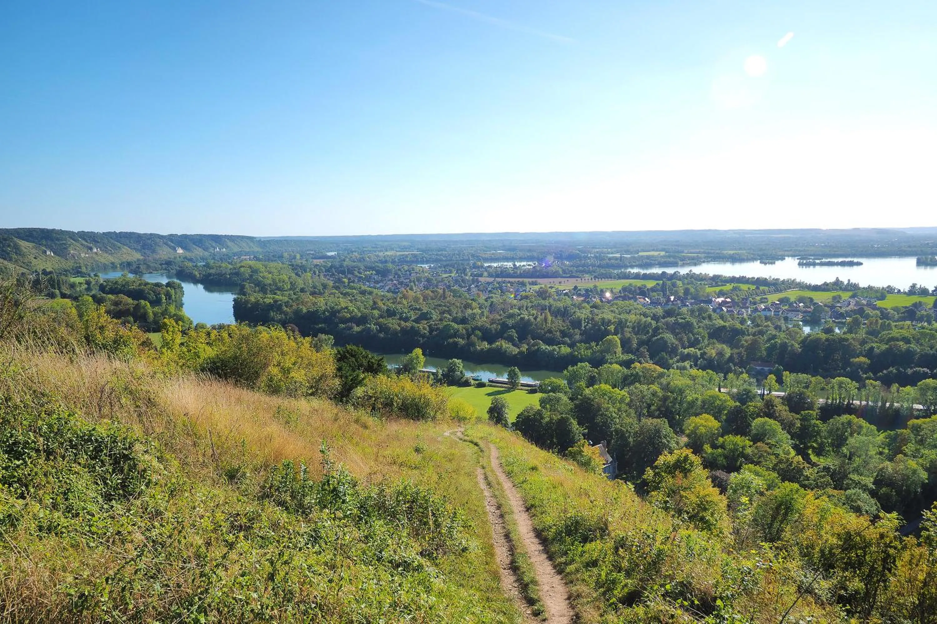 Property building in Au Moulin de l'Andelle