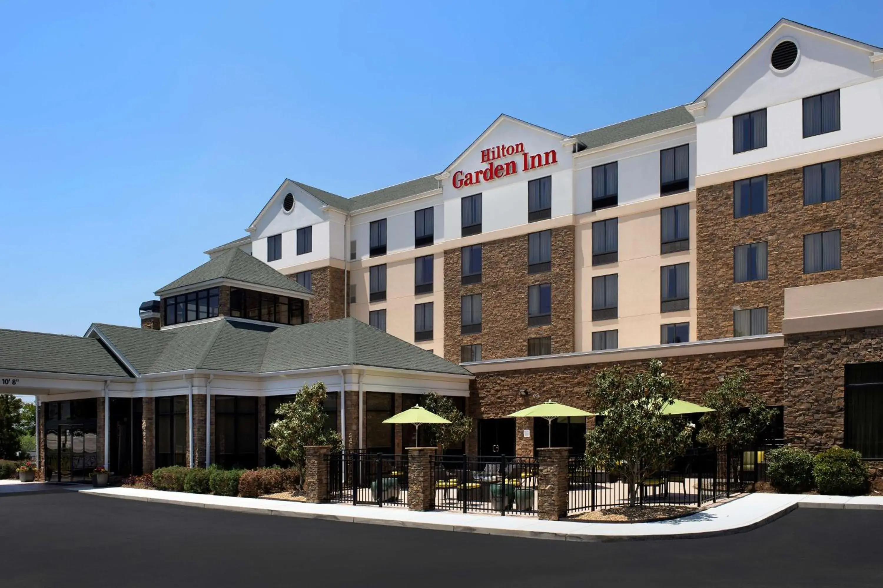 Property building in Hilton Garden Inn Atlanta West/Lithia Springs Property building in Hilton Garden Inn Atlanta West/Lithia Springs