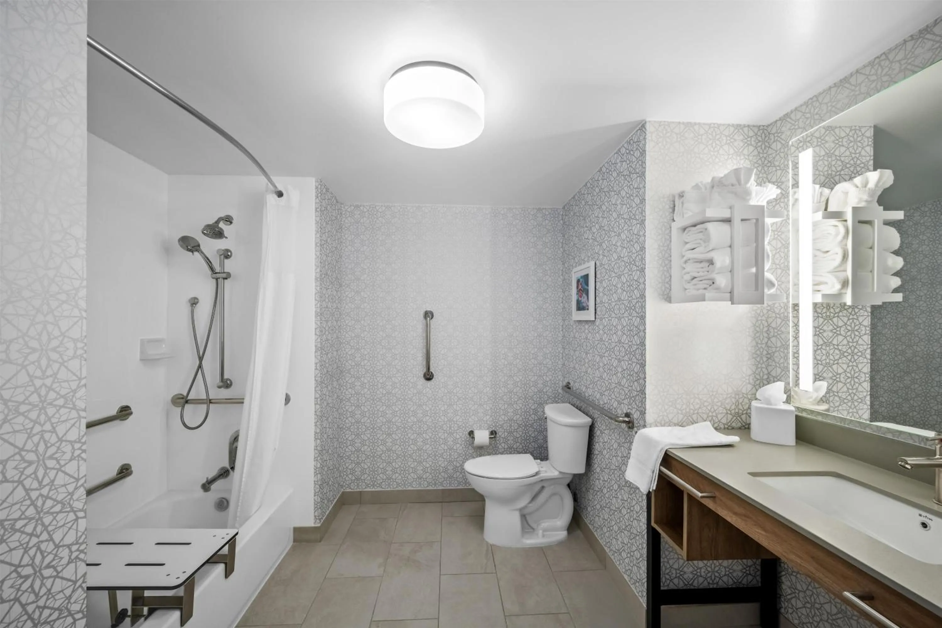 Bathroom in Hampton Inn & Suites Ft. Lauderdale/West-Sawgrass/Tamarac, FL