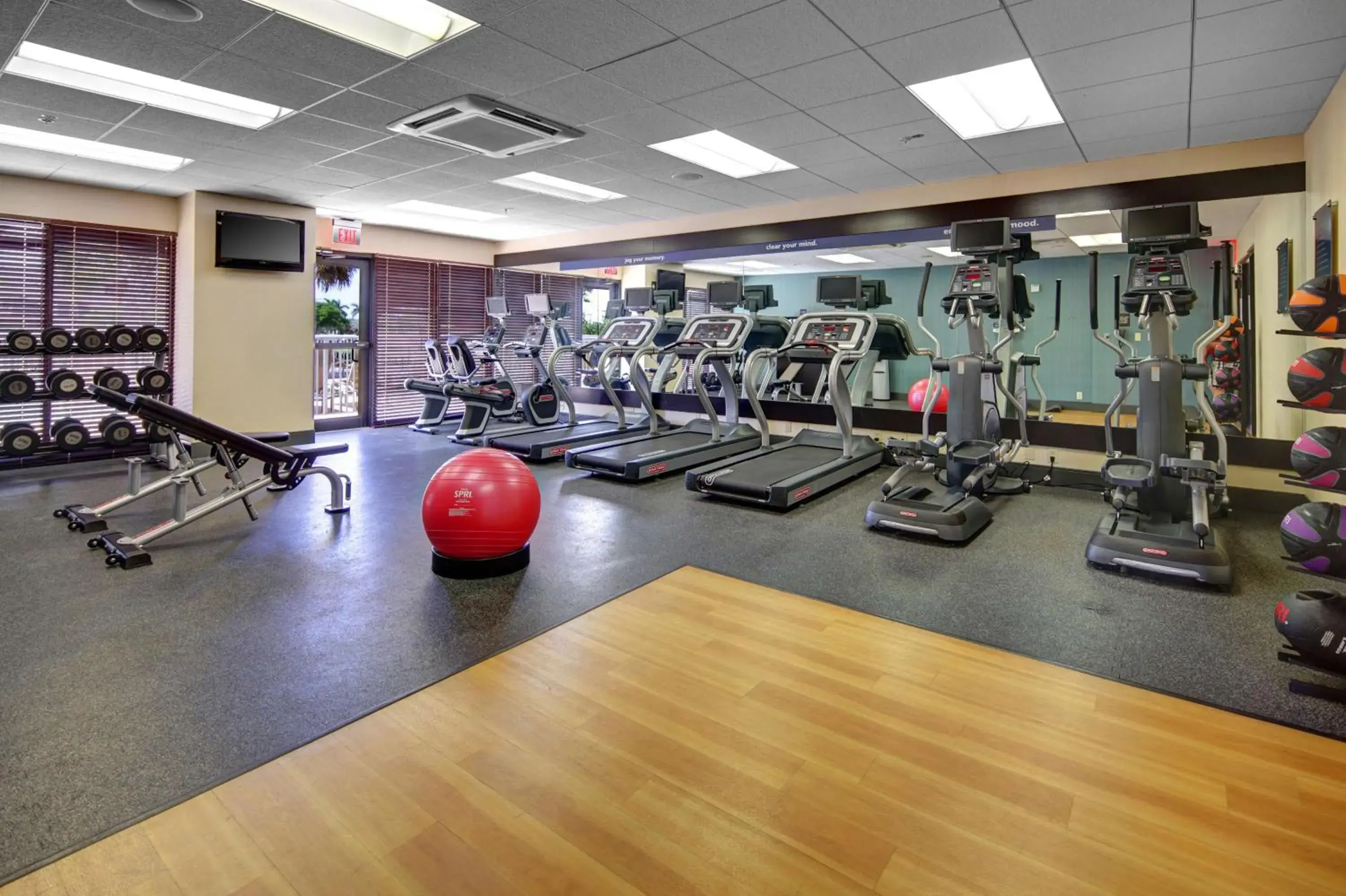 Fitness centre/facilities in Hampton Inn & Suites Ft. Lauderdale/West-Sawgrass/Tamarac, FL Fitness centre/facilities in Hampton Inn & Suites Ft. Lauderdale/West-Sawgrass/Tamarac, FL