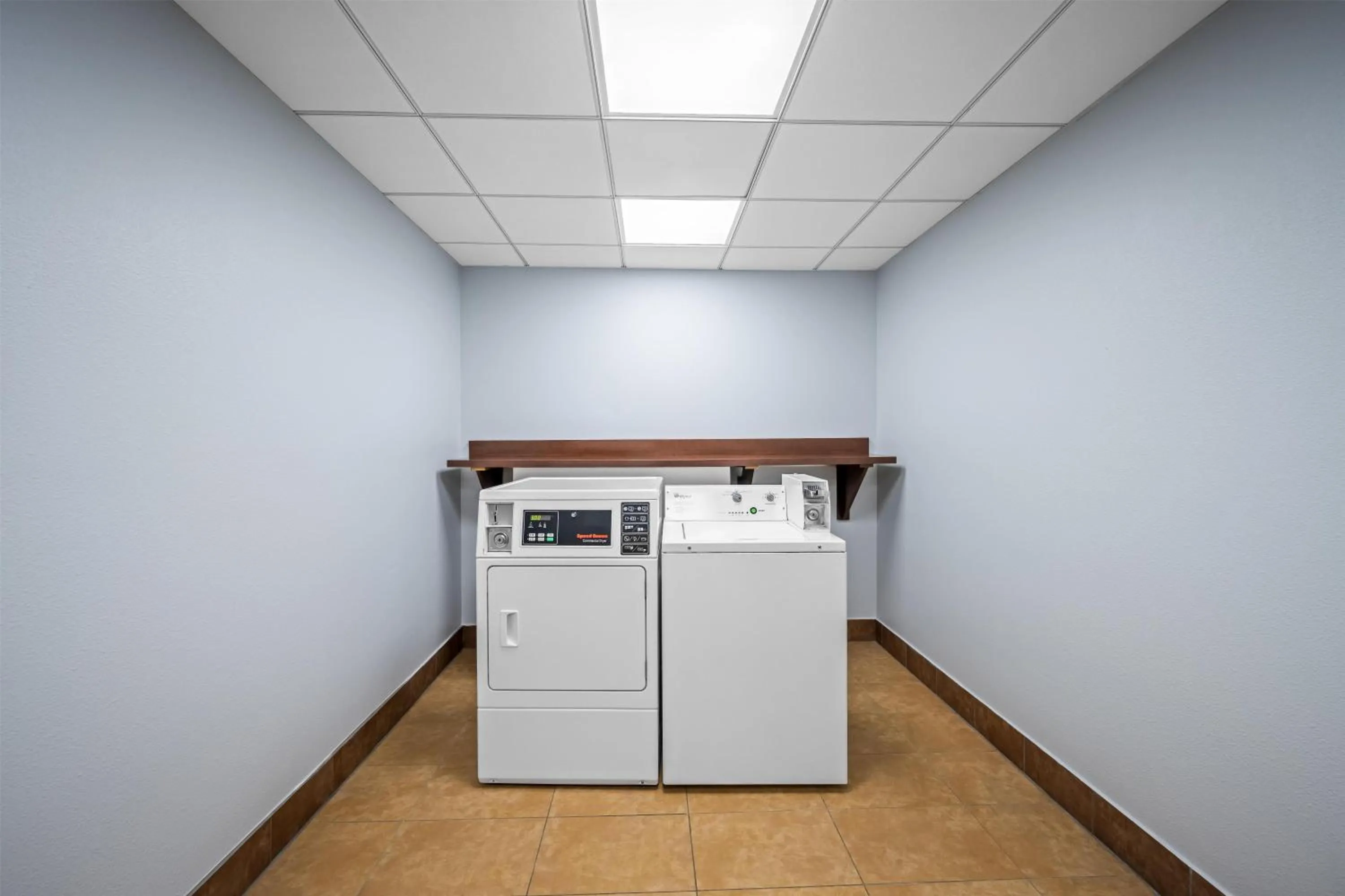 laundry in Hampton Inn & Suites Ft. Lauderdale/West-Sawgrass/Tamarac, FL
