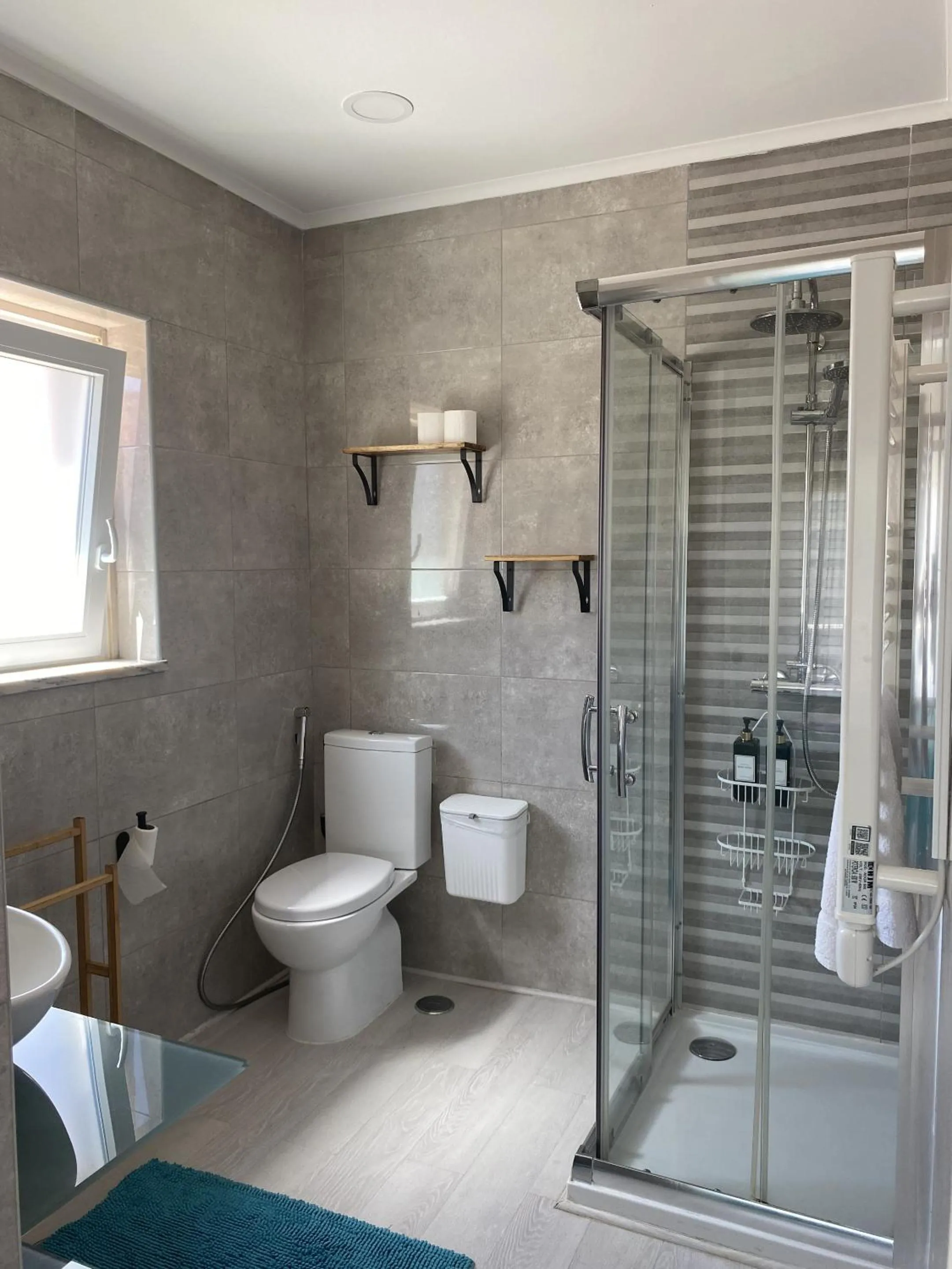 Bathroom in Manelisa Cascais