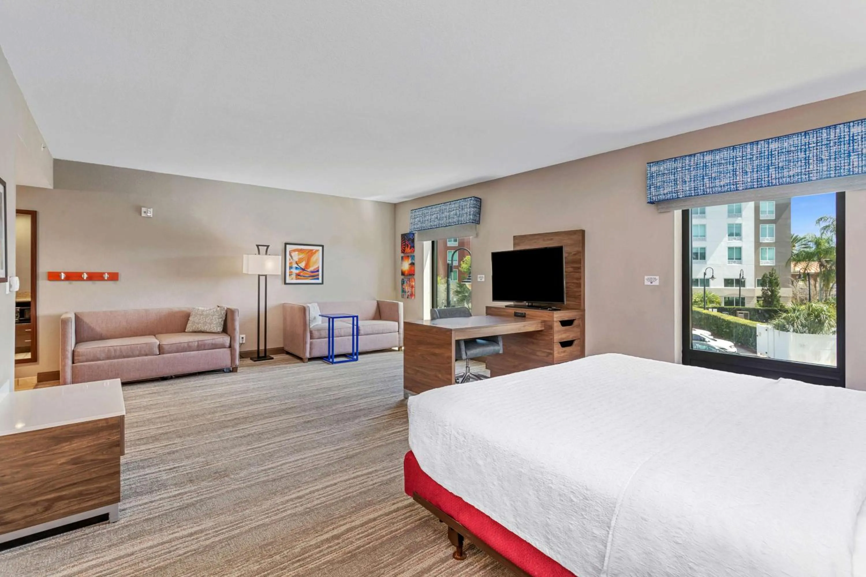 Bedroom, Bed in Hampton Inn & Suites Orlando-Apopka