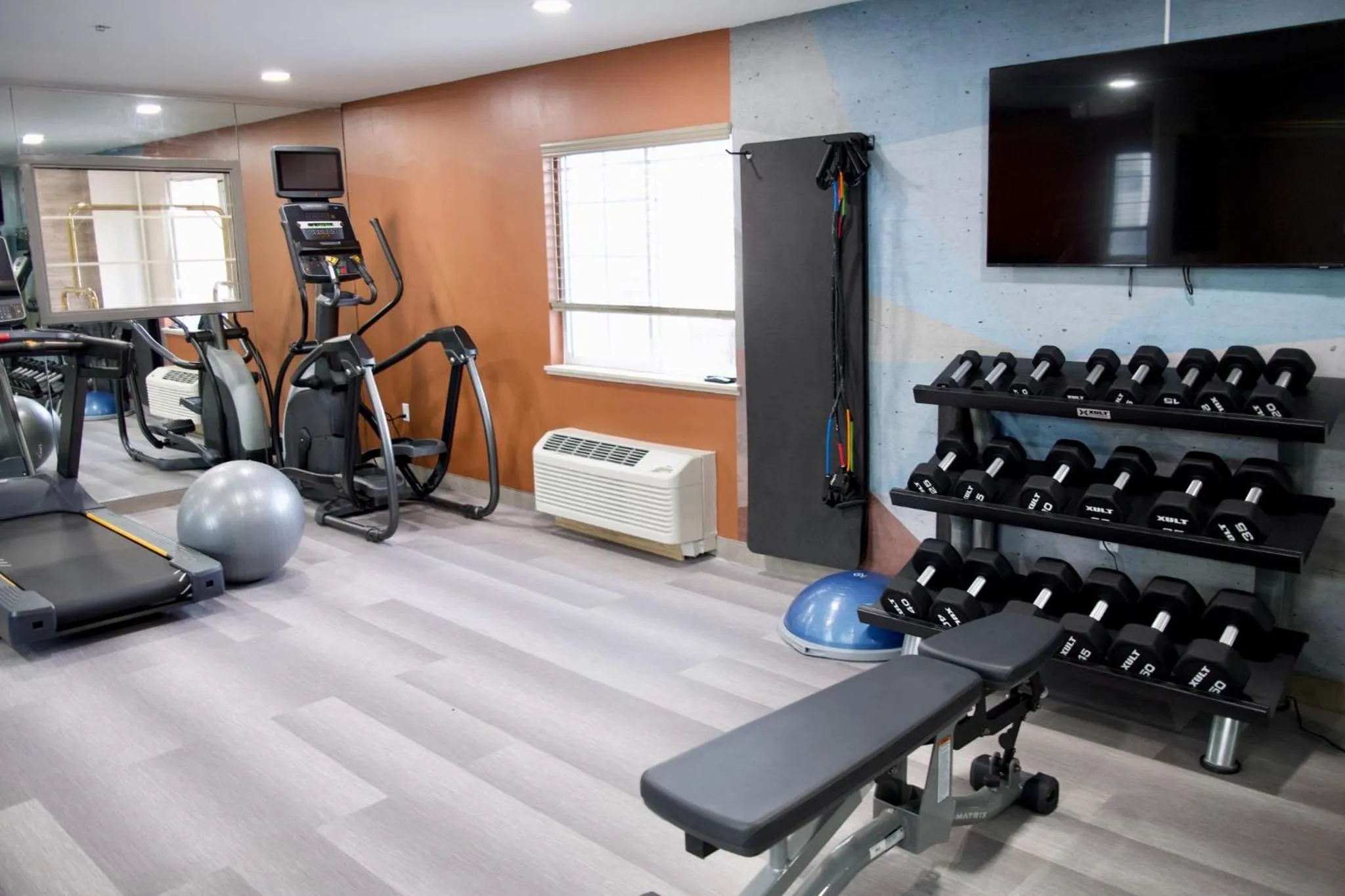 Spa and wellness centre/facilities in Candlewood Suites Harrisonburg by IHG