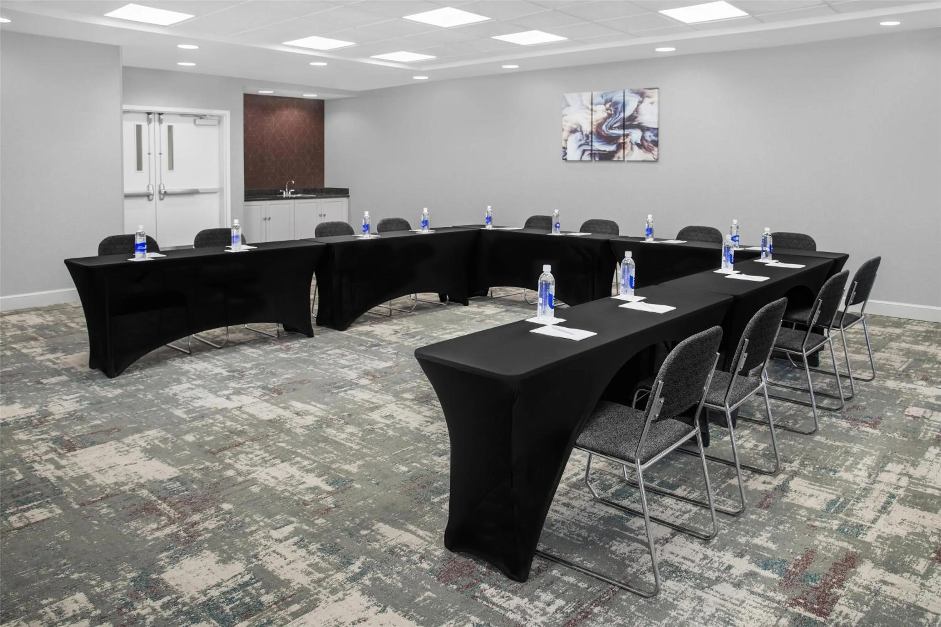Meeting/conference room in Homewood Suites by Hilton Fayetteville