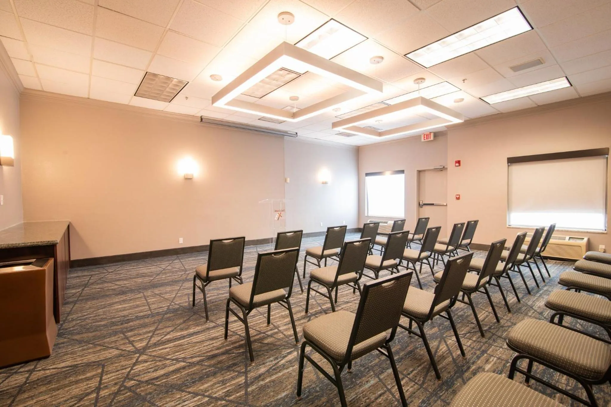 Meeting/conference room in Holiday Inn Express & Suites College Station by IHG