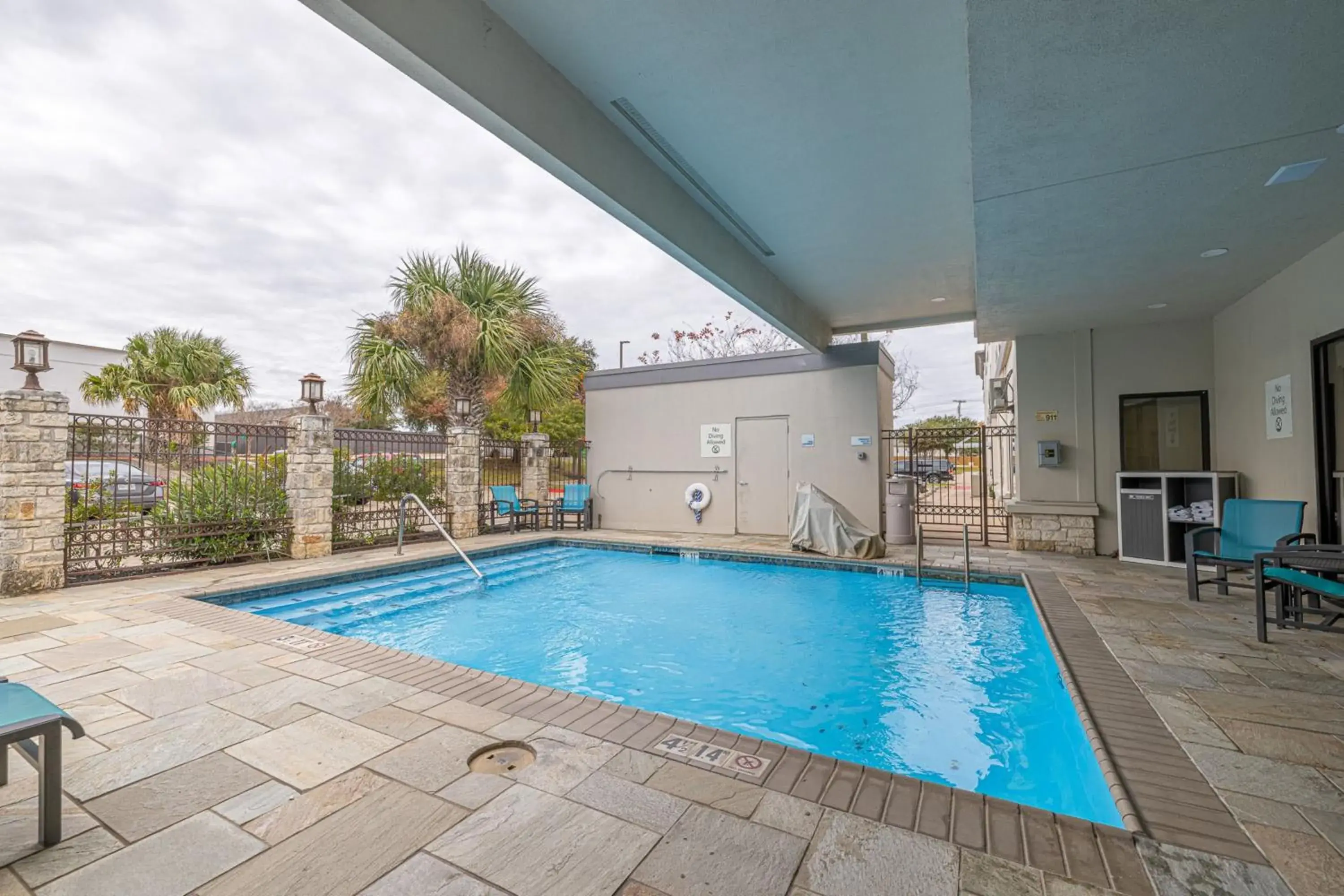 Swimming pool in Holiday Inn Express & Suites College Station by IHG Swimming pool in Holiday Inn Express & Suites College Station by IHG