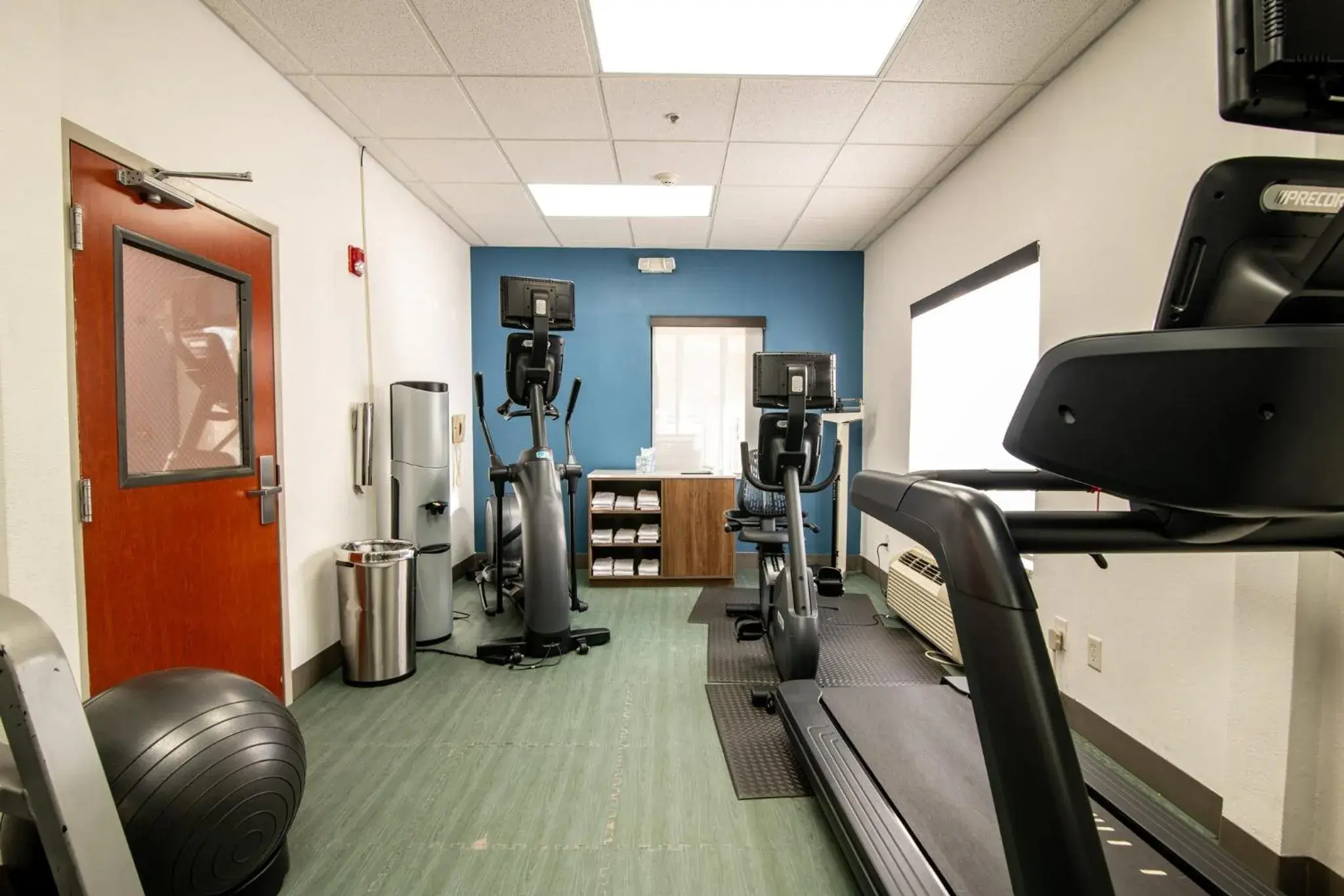 Fitness centre/facilities in Holiday Inn Express & Suites College Station by IHG Fitness centre/facilities in Holiday Inn Express & Suites College Station by IHG