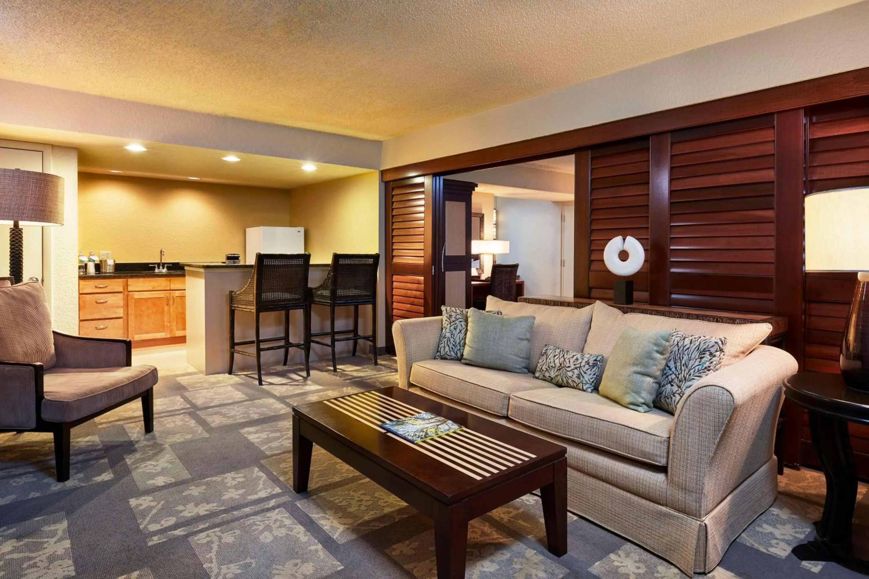 Living room in DoubleTree by Hilton Hotel Orlando at SeaWorld