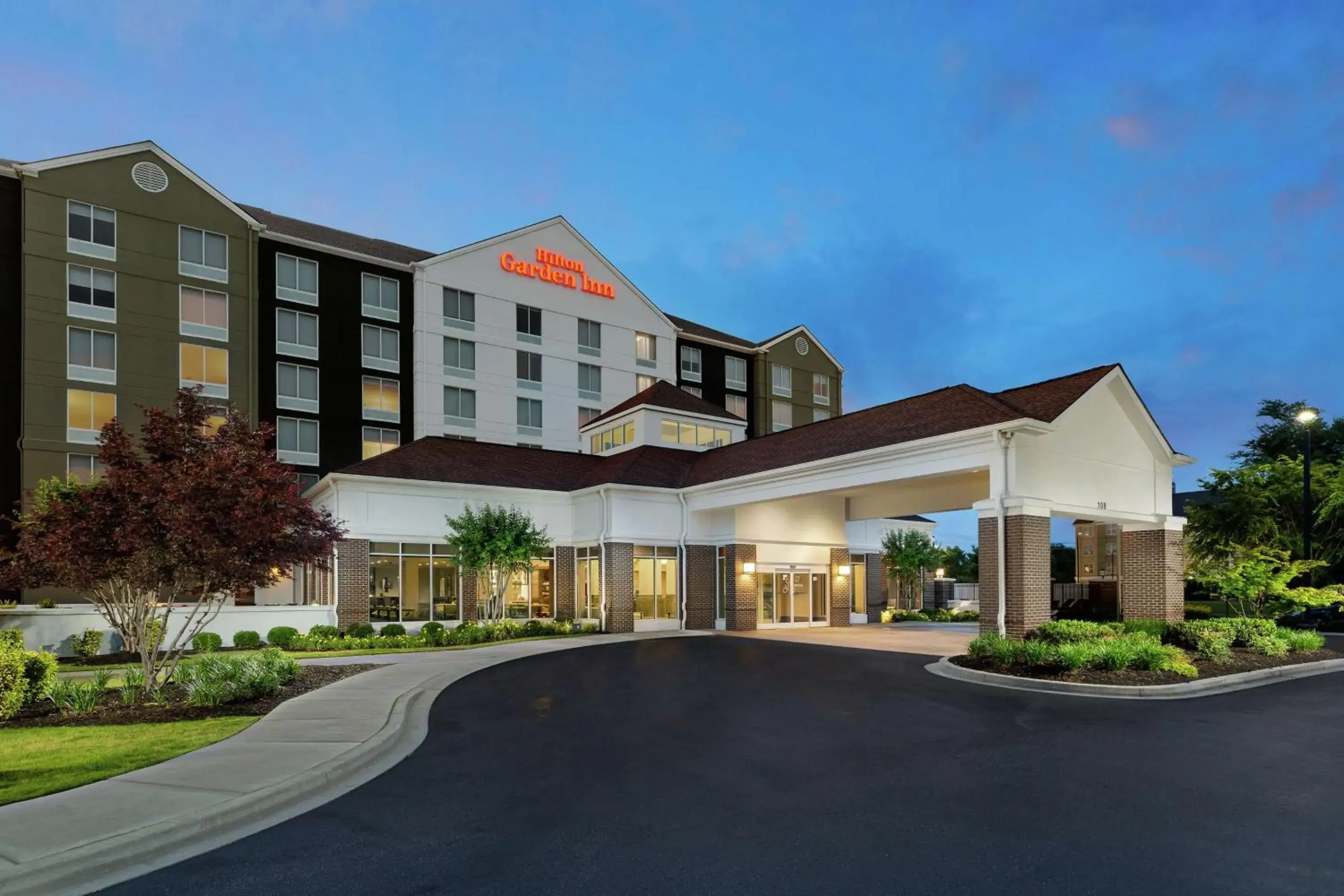 Property building in Hilton Garden Inn Greenville Property building in Hilton Garden Inn Greenville