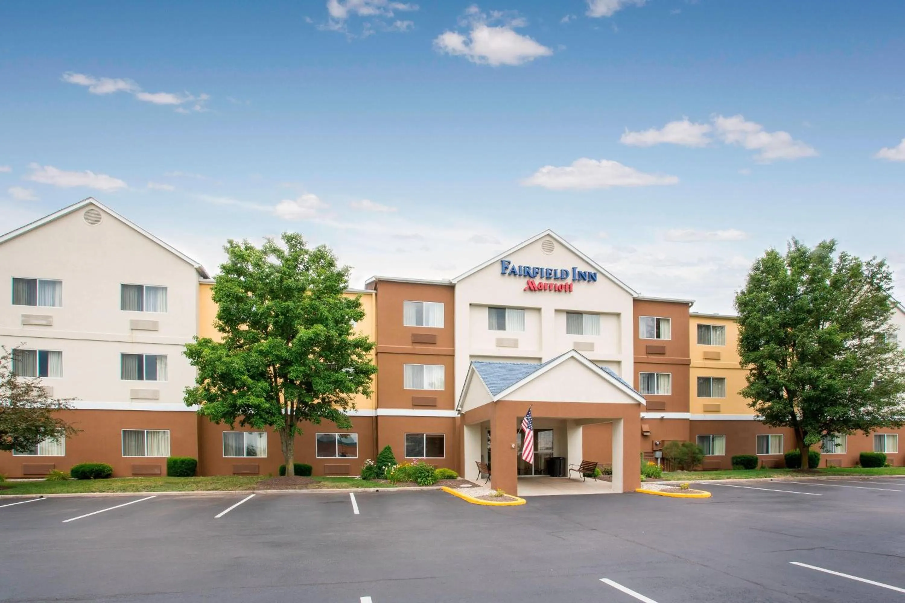 Property building in Fairfield Inn Middletown Monroe