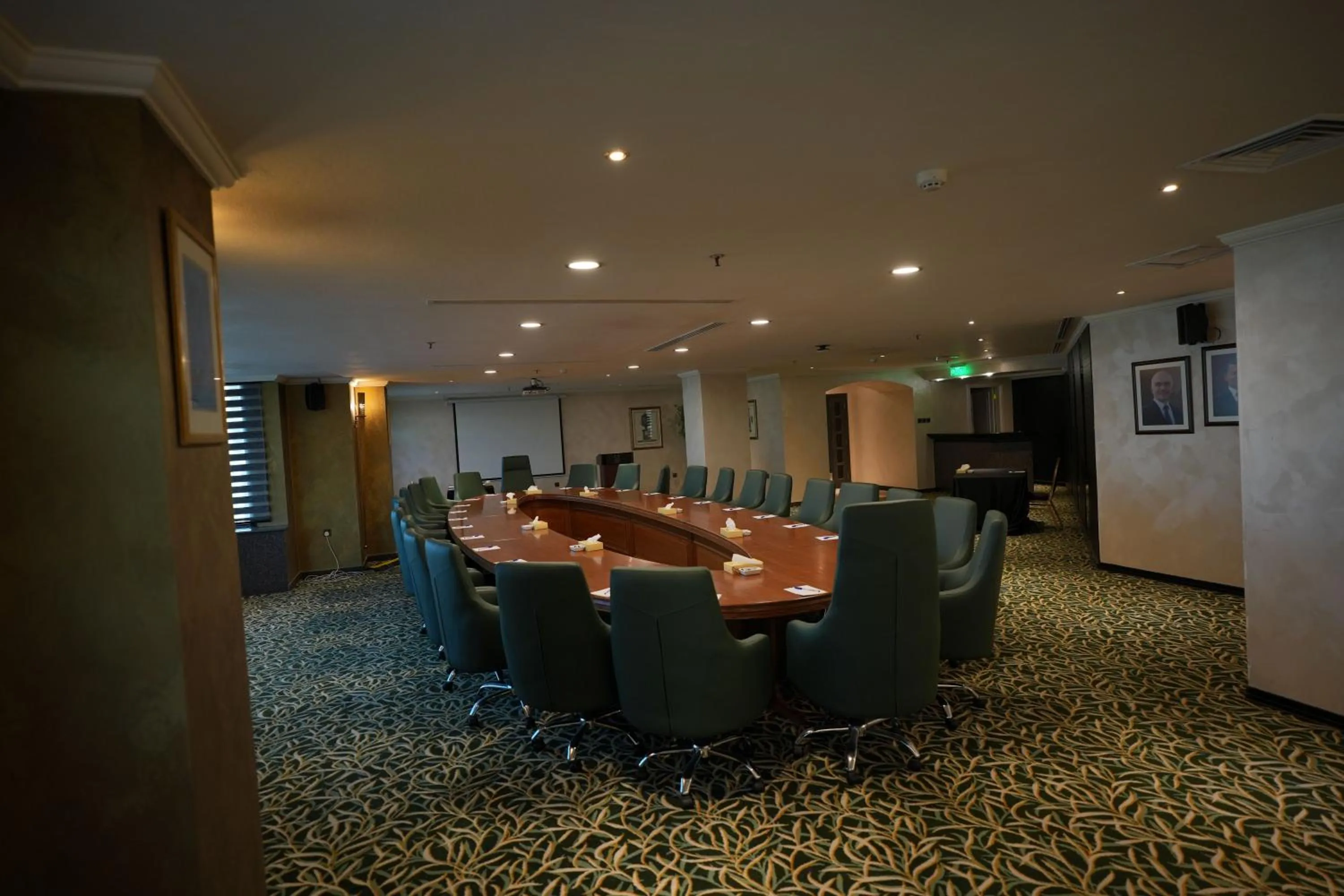Banquet/Function facilities in Bristol Hotel