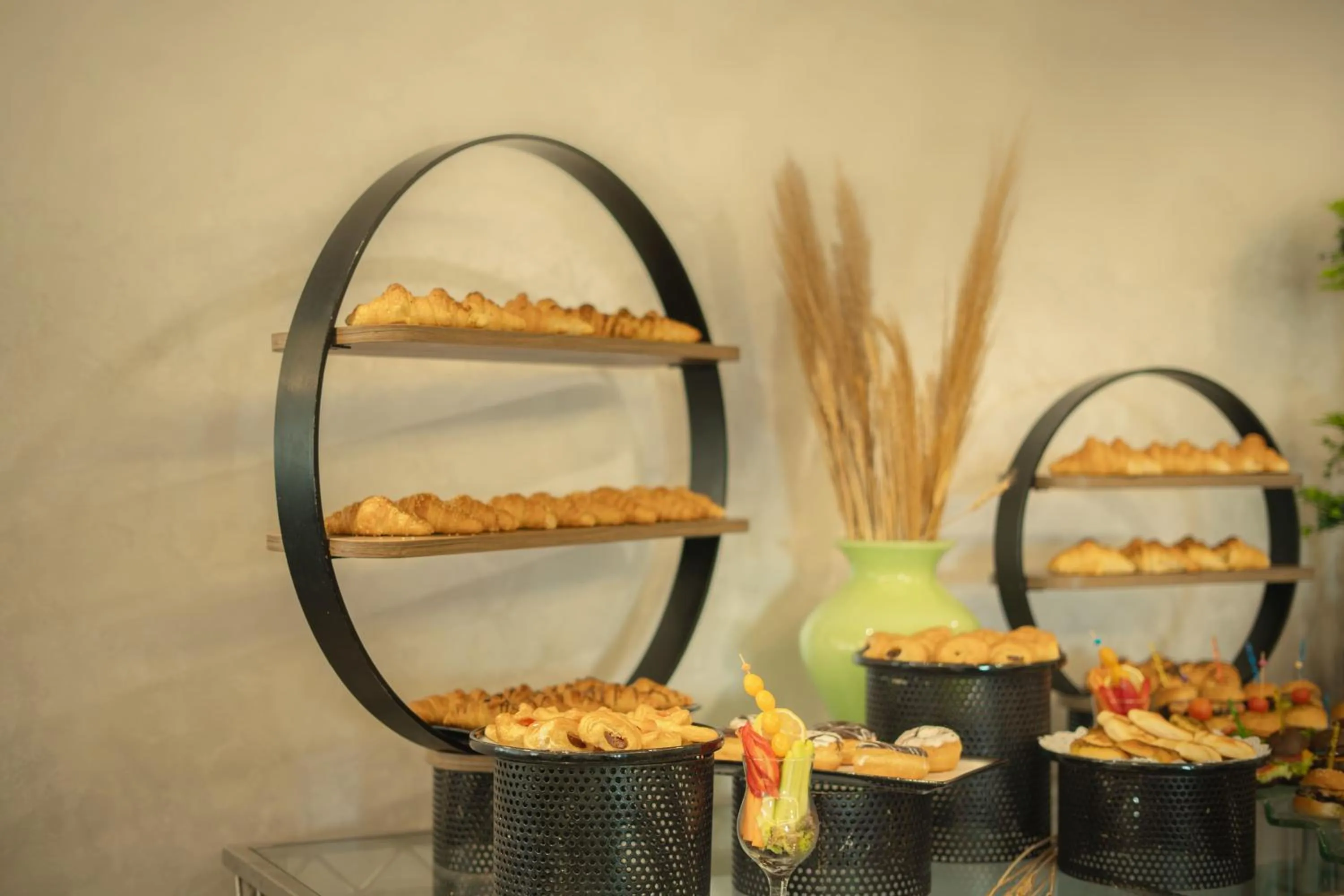 Food in Bristol Hotel