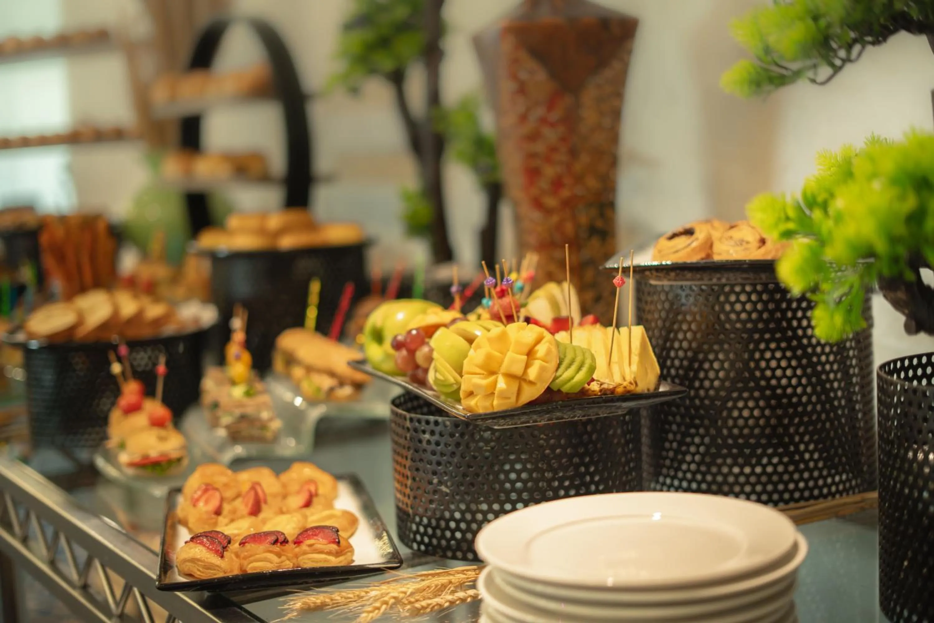 Food in Bristol Hotel