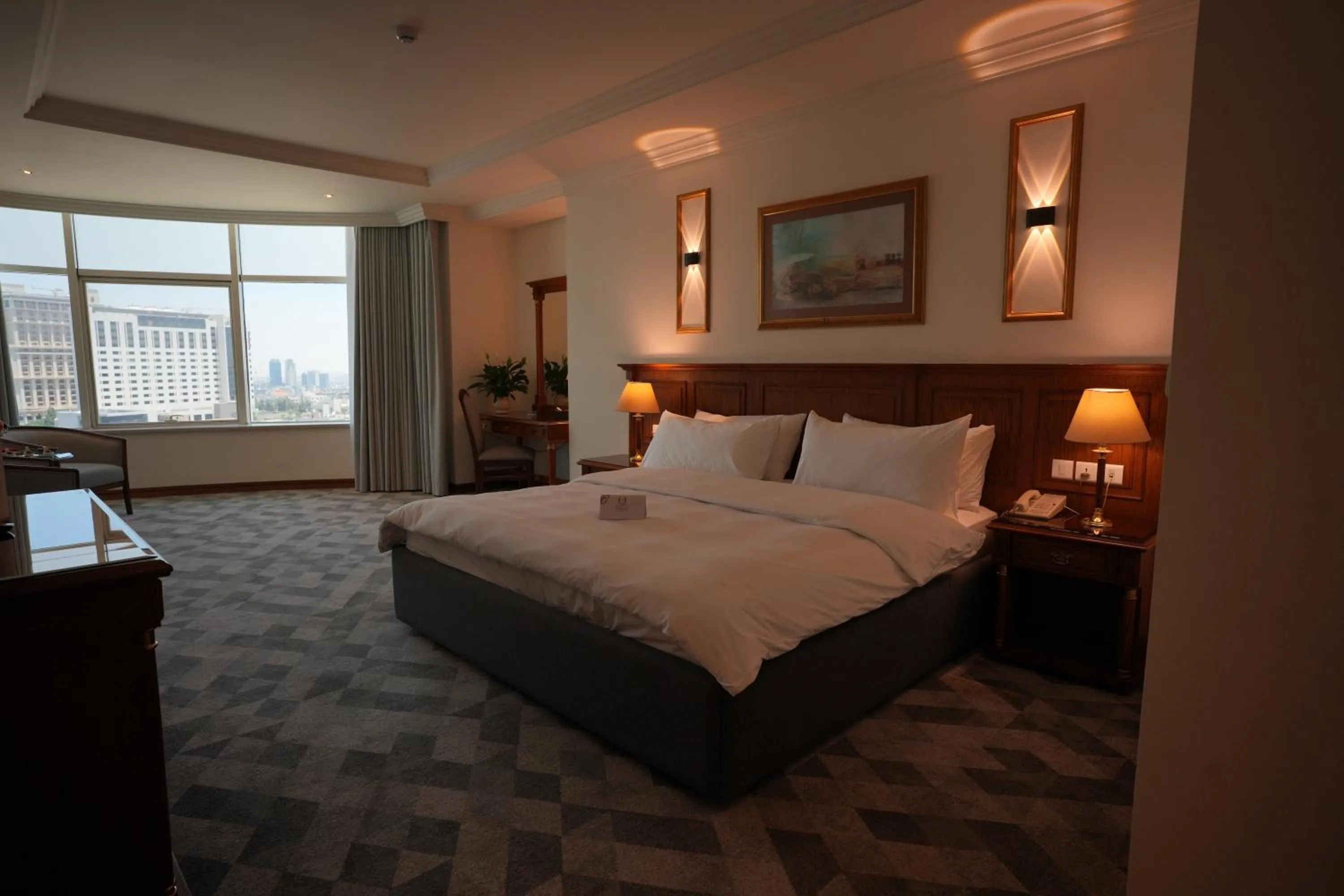 Bed in Bristol Hotel