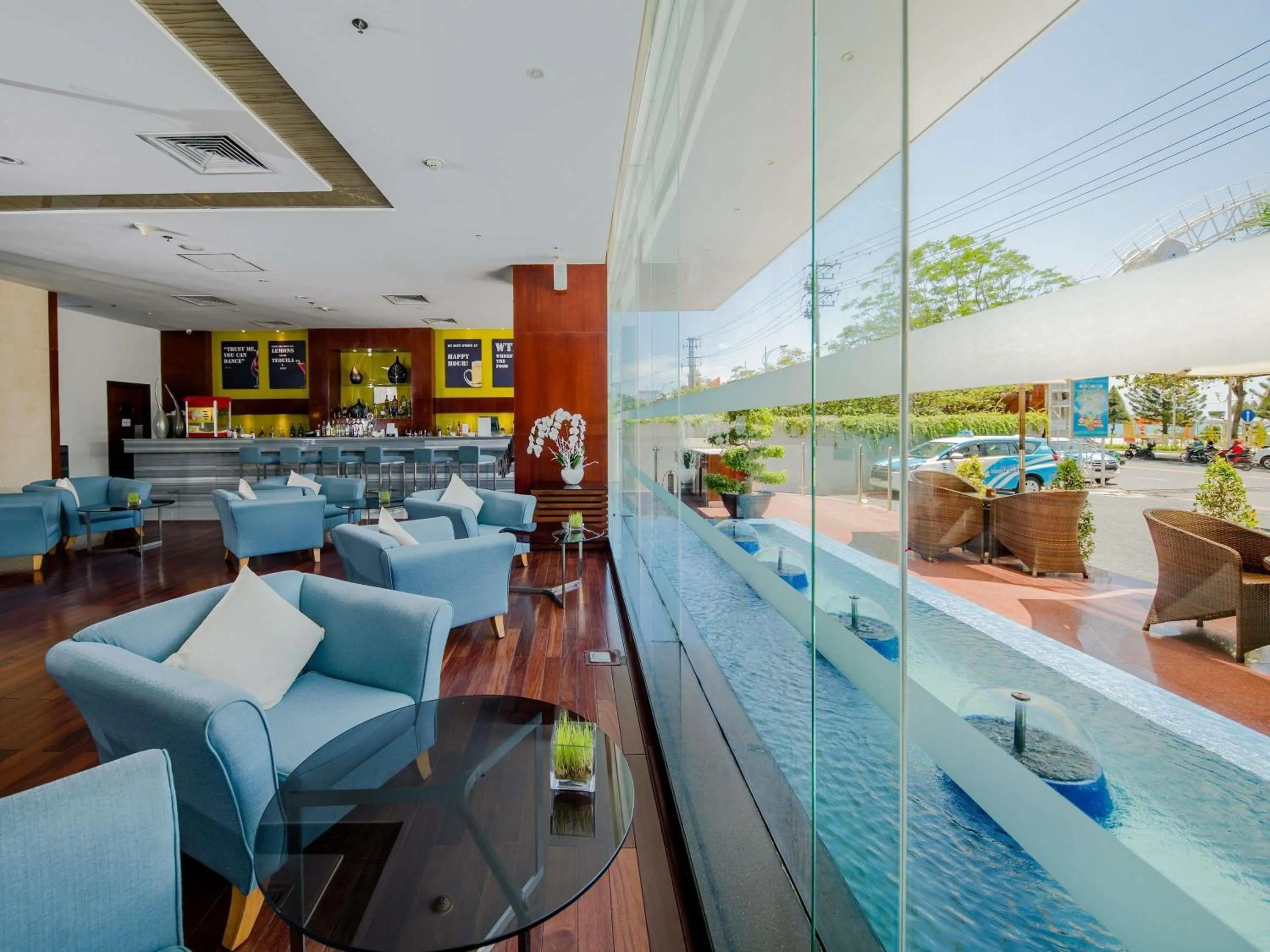 Lounge or bar in Novotel Nha Trang