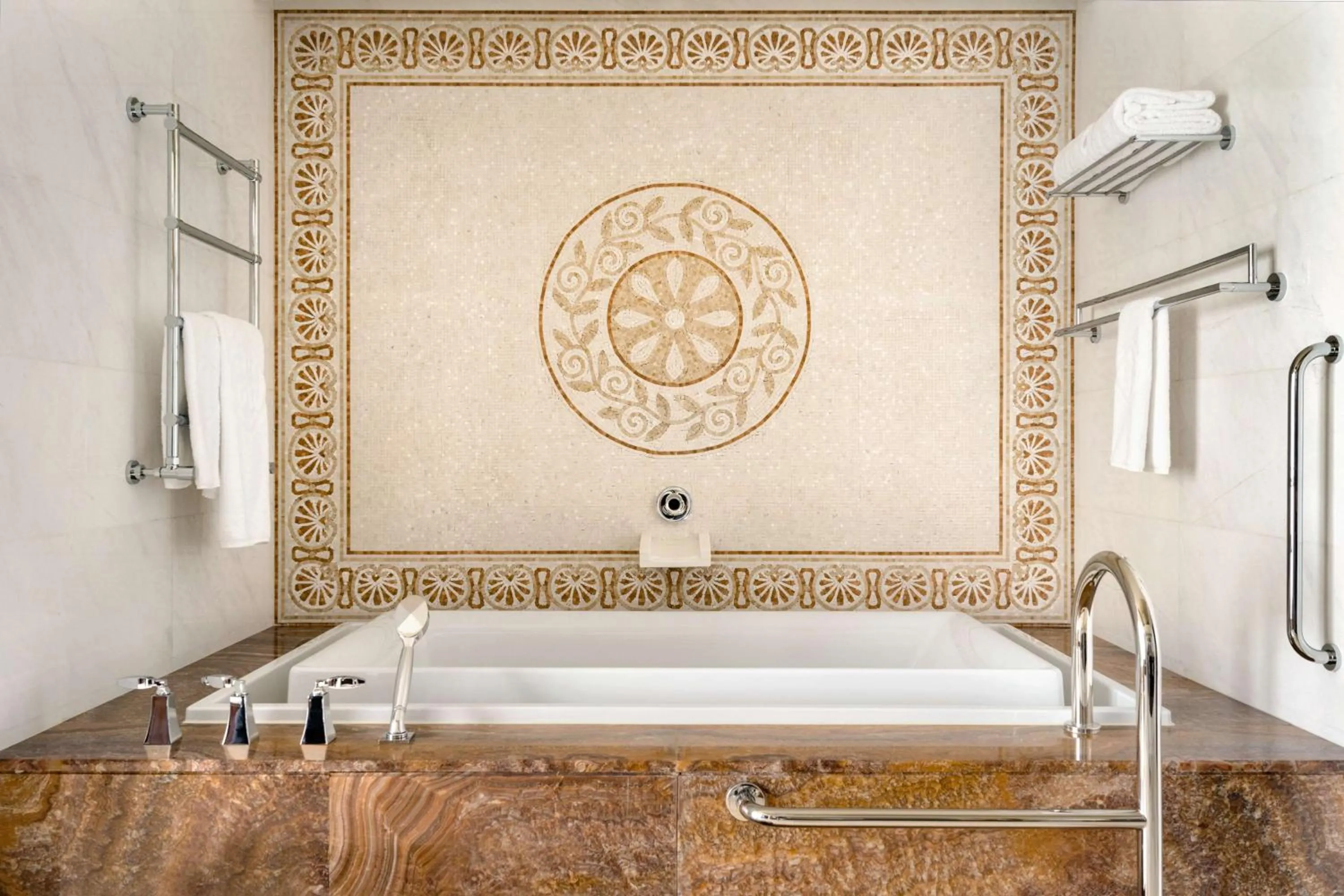 Photo of the whole room in China World Summit Wing, Beijing