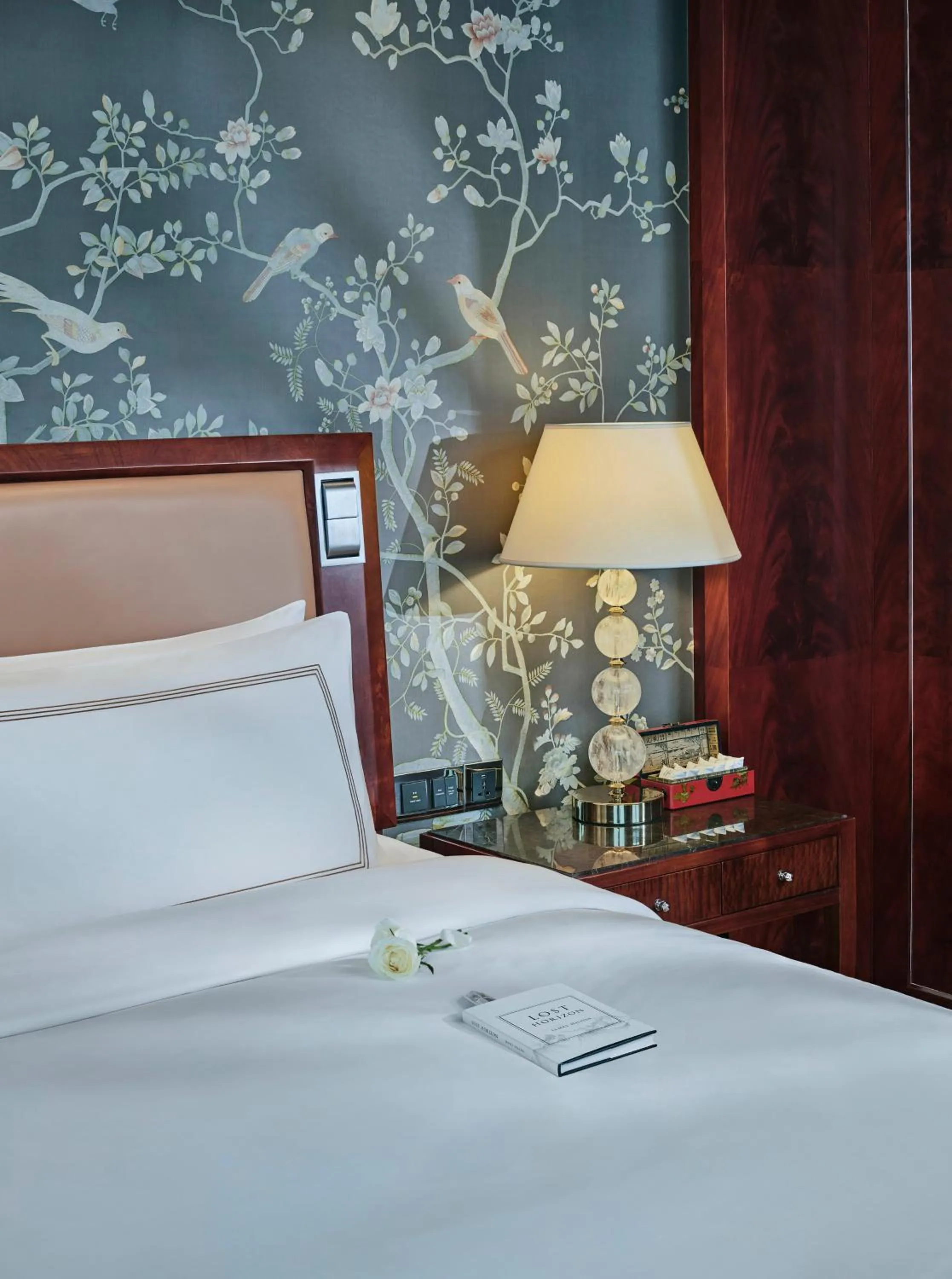 Bed in China World Summit Wing, Beijing