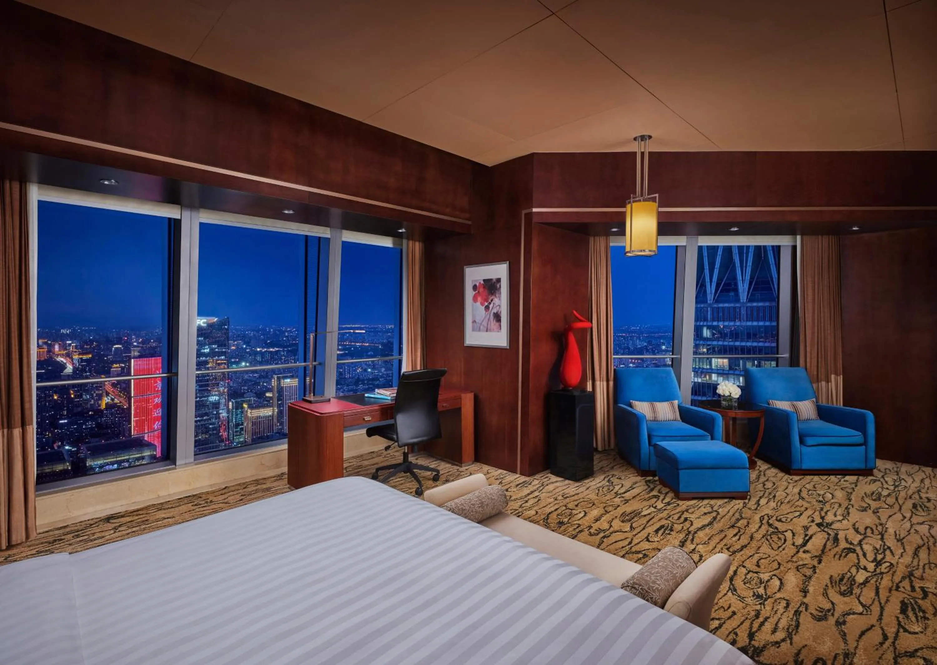 Living room, Bed in China World Summit Wing, Beijing