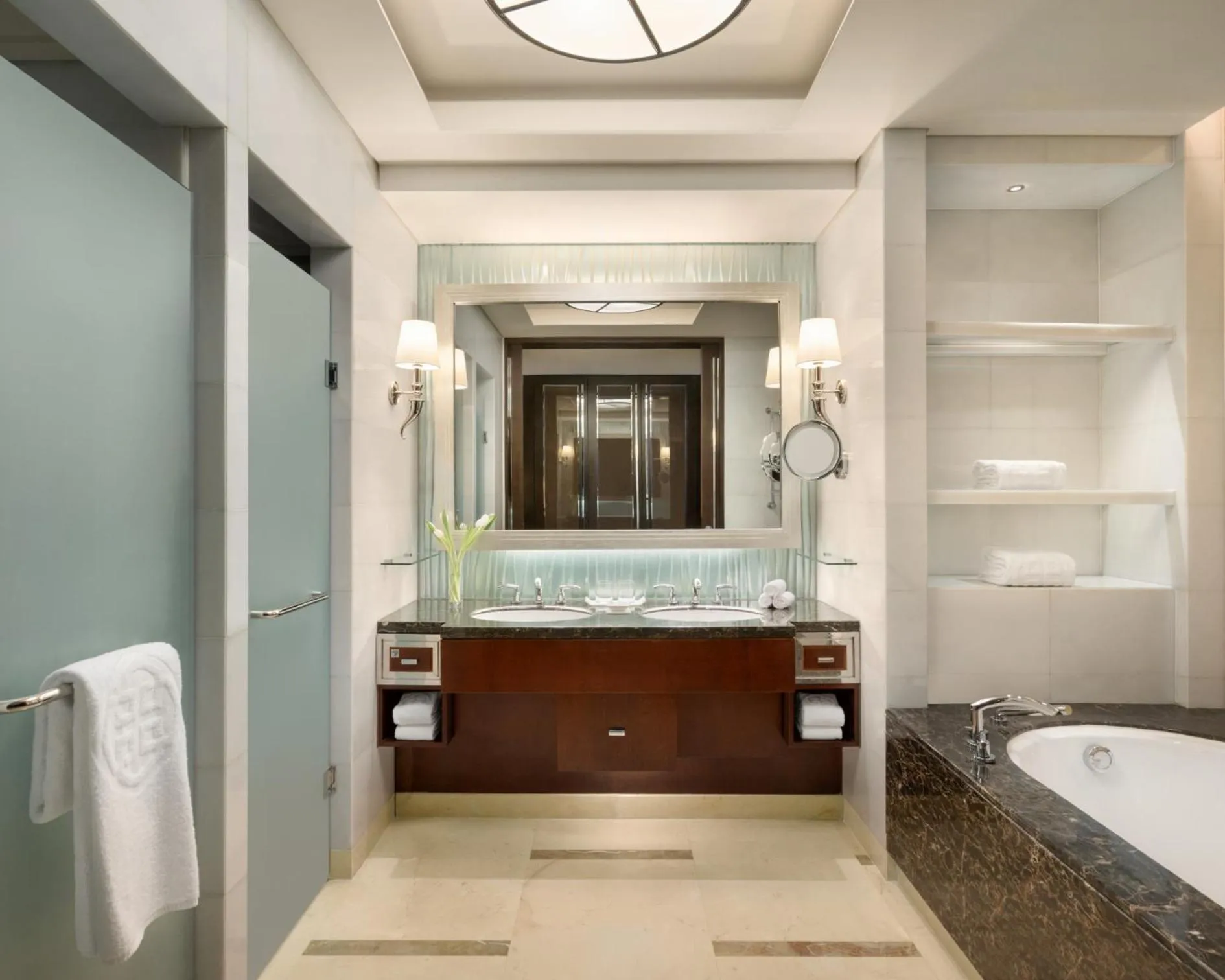 Bathroom in China World Summit Wing, Beijing