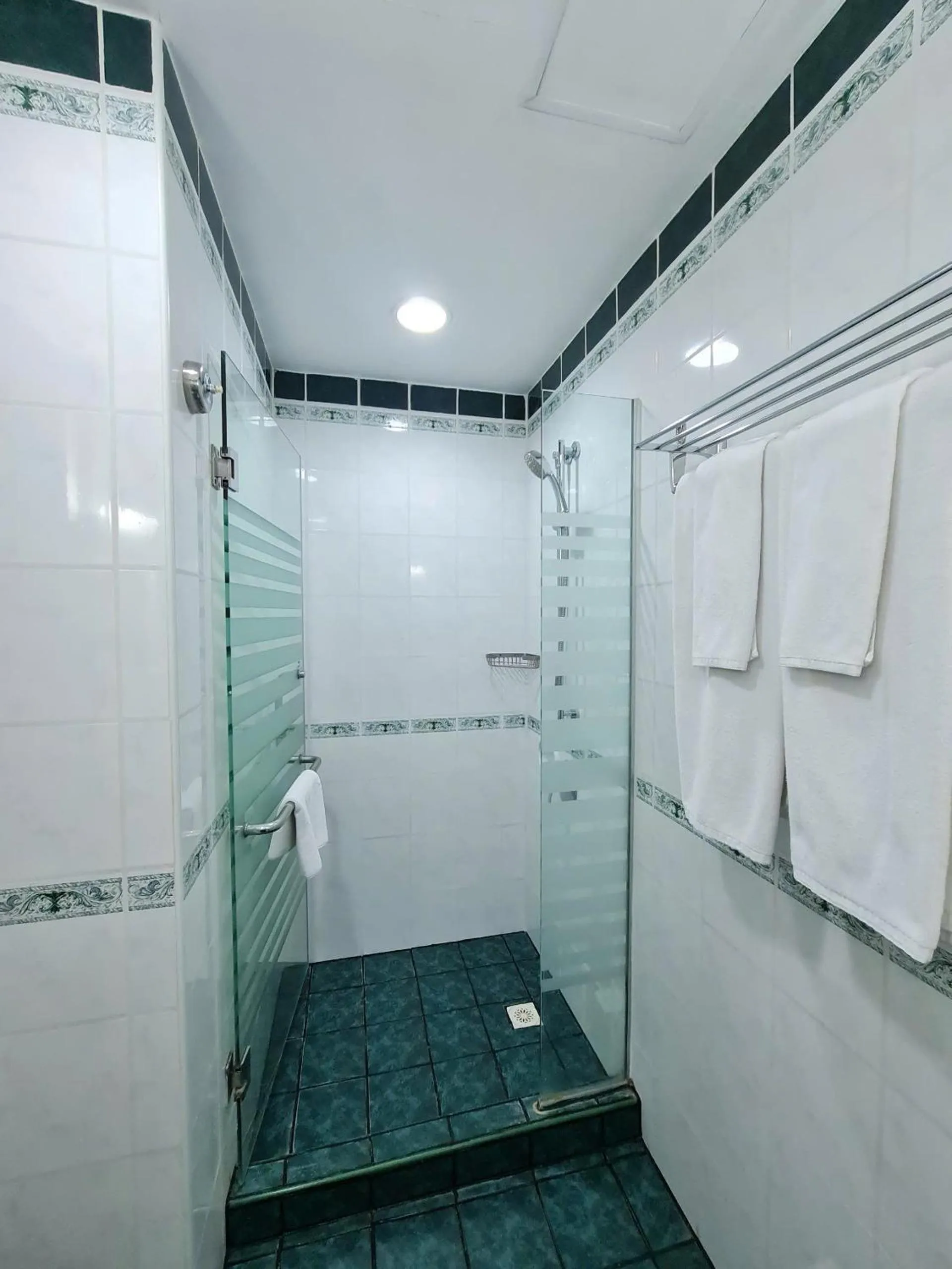 Toilet in Sunway Hotel Hanoi