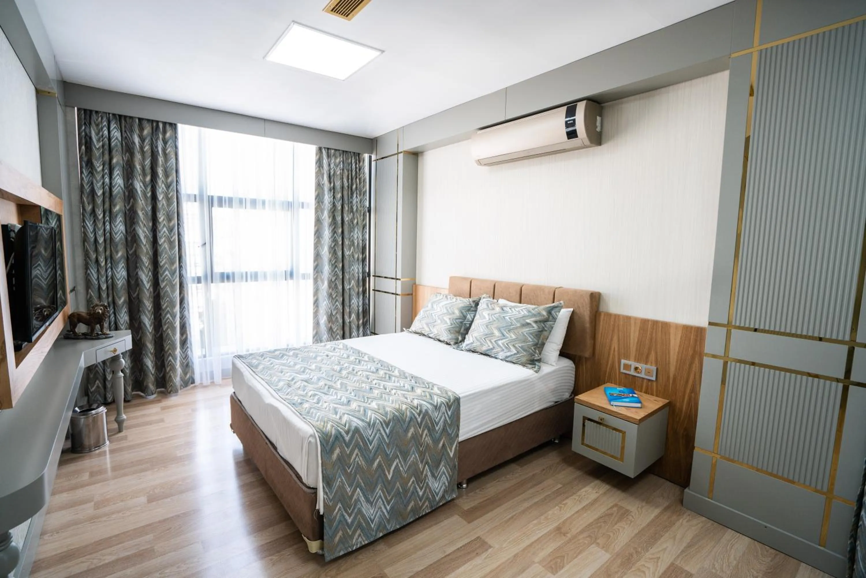 Bed in Lion City Hotel Kizilay