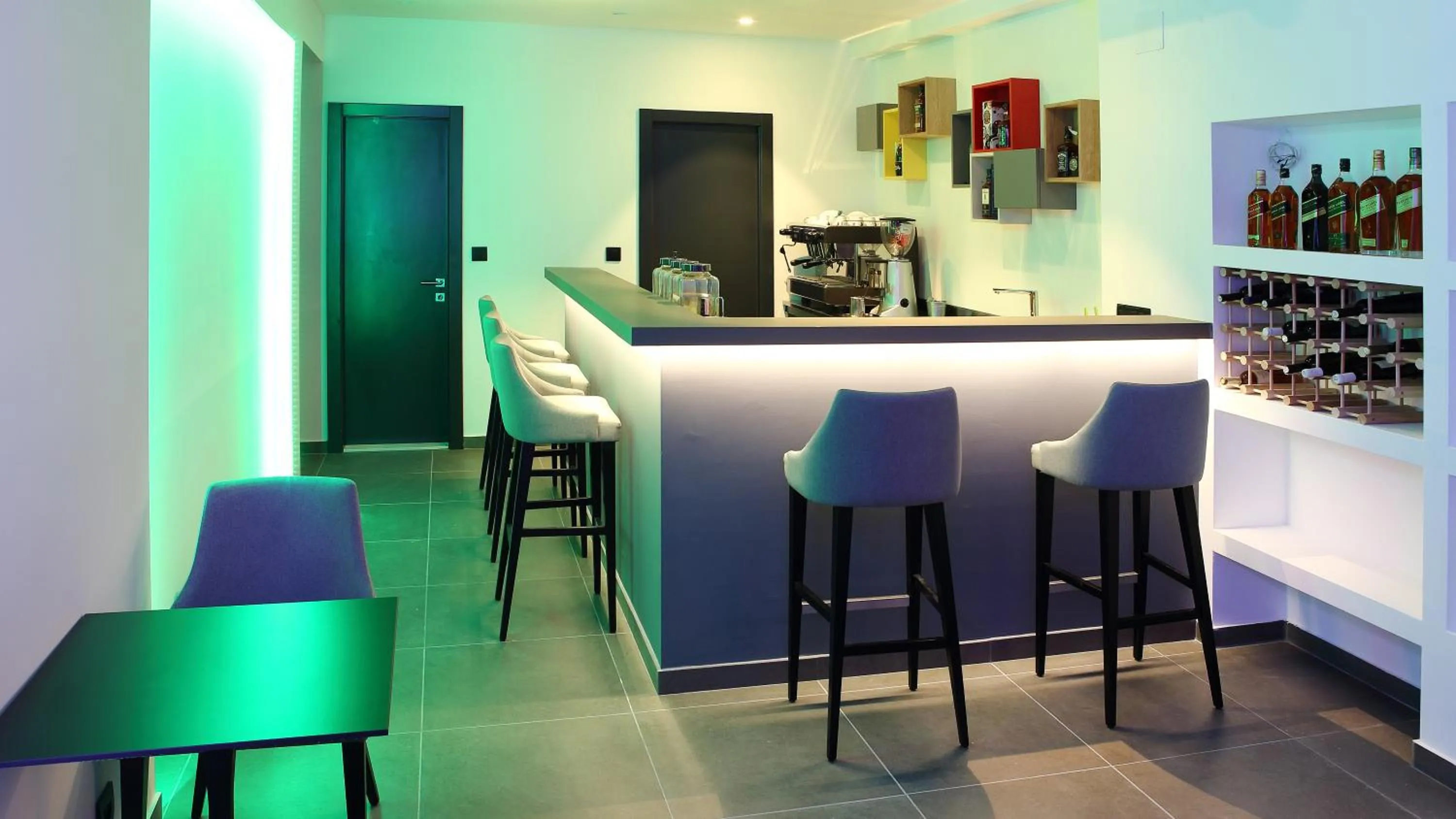 Lounge or bar in Villa M