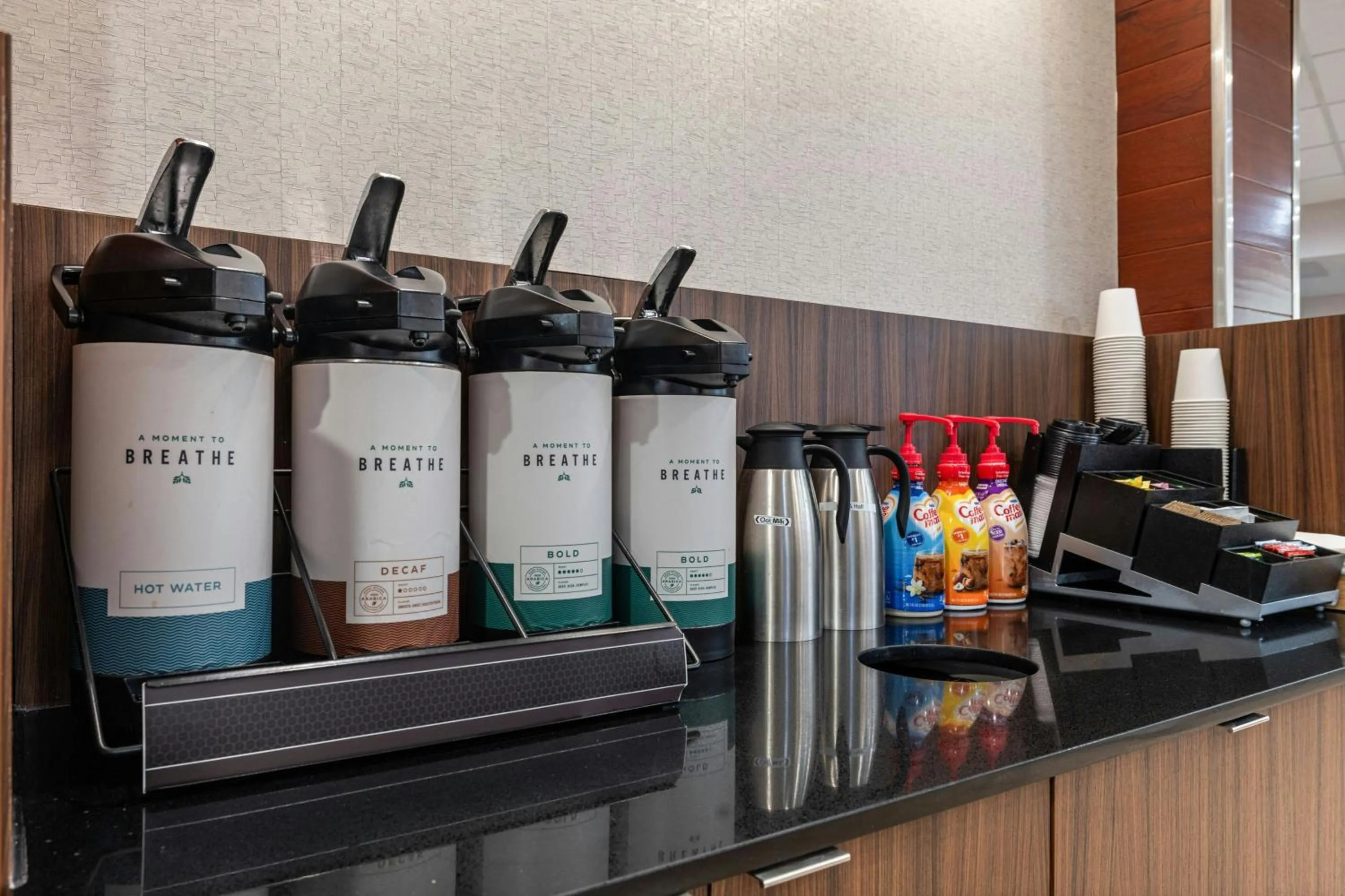 Restaurant/places to eat in Fairfield Inn & Suites by Marriott Nashville Downtown-MetroCenter