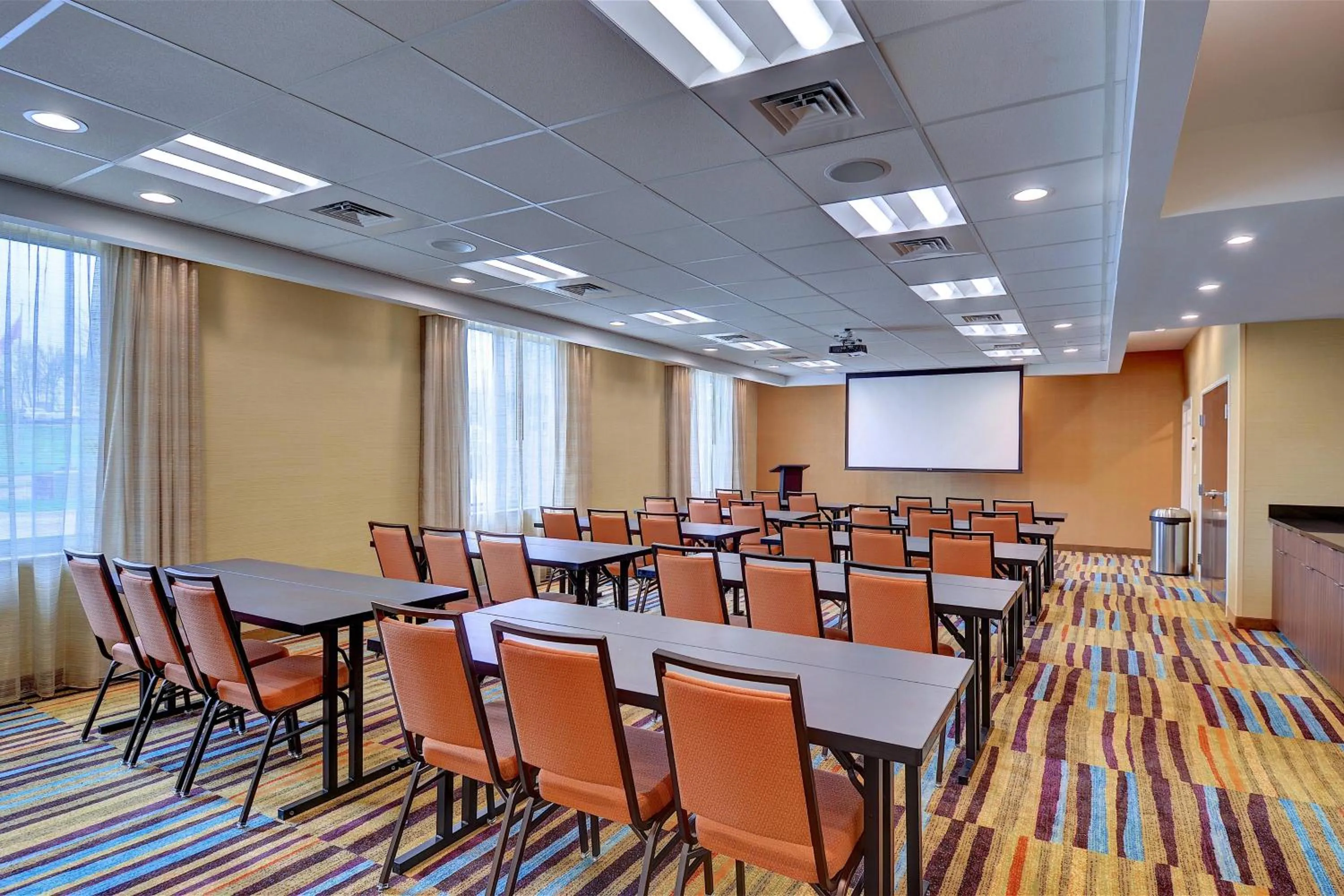 Meeting/conference room in Fairfield Inn & Suites by Marriott Nashville Downtown-MetroCenter