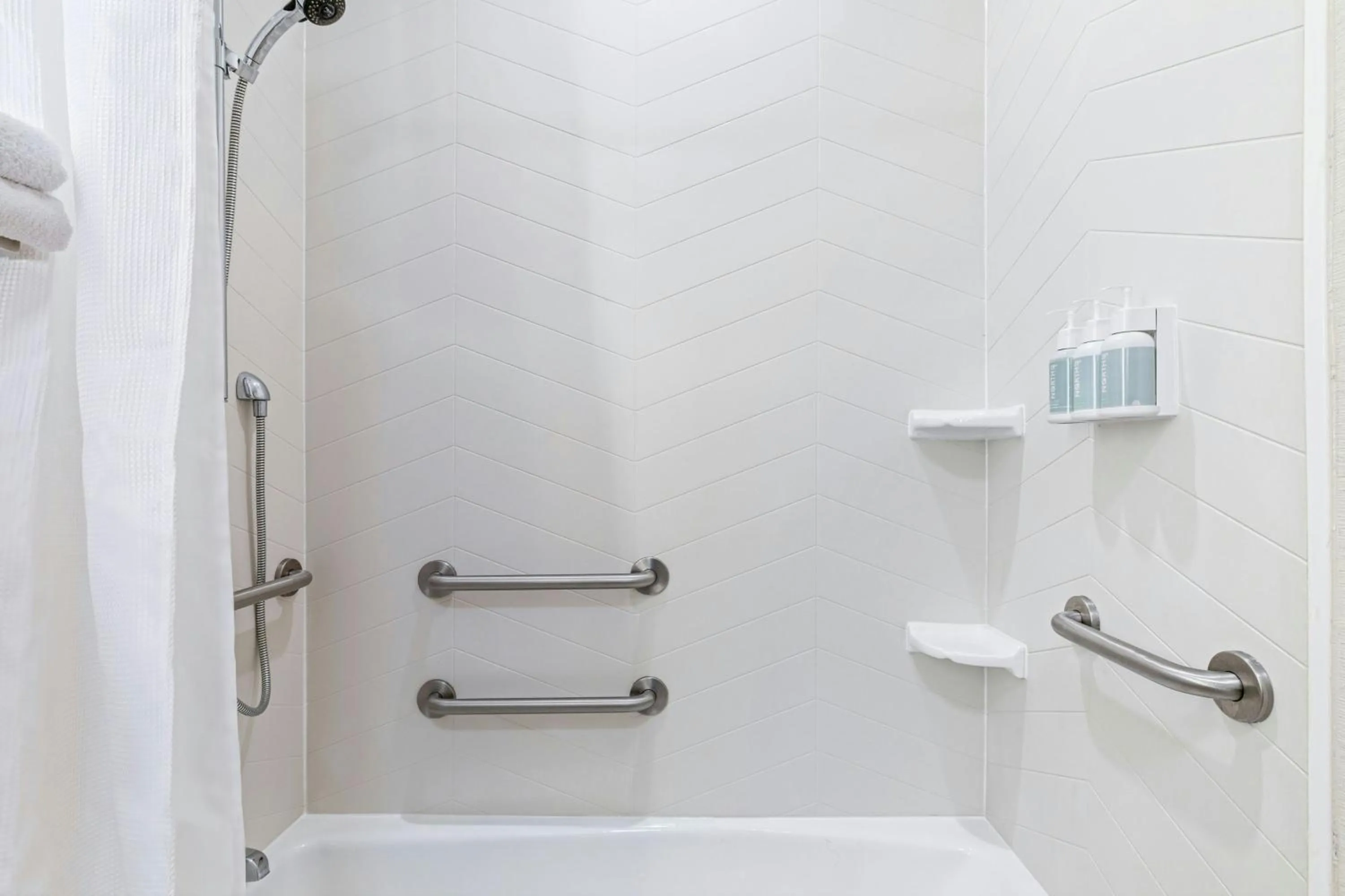 Photo of the whole room in Fairfield Inn & Suites by Marriott Nashville Downtown-MetroCenter