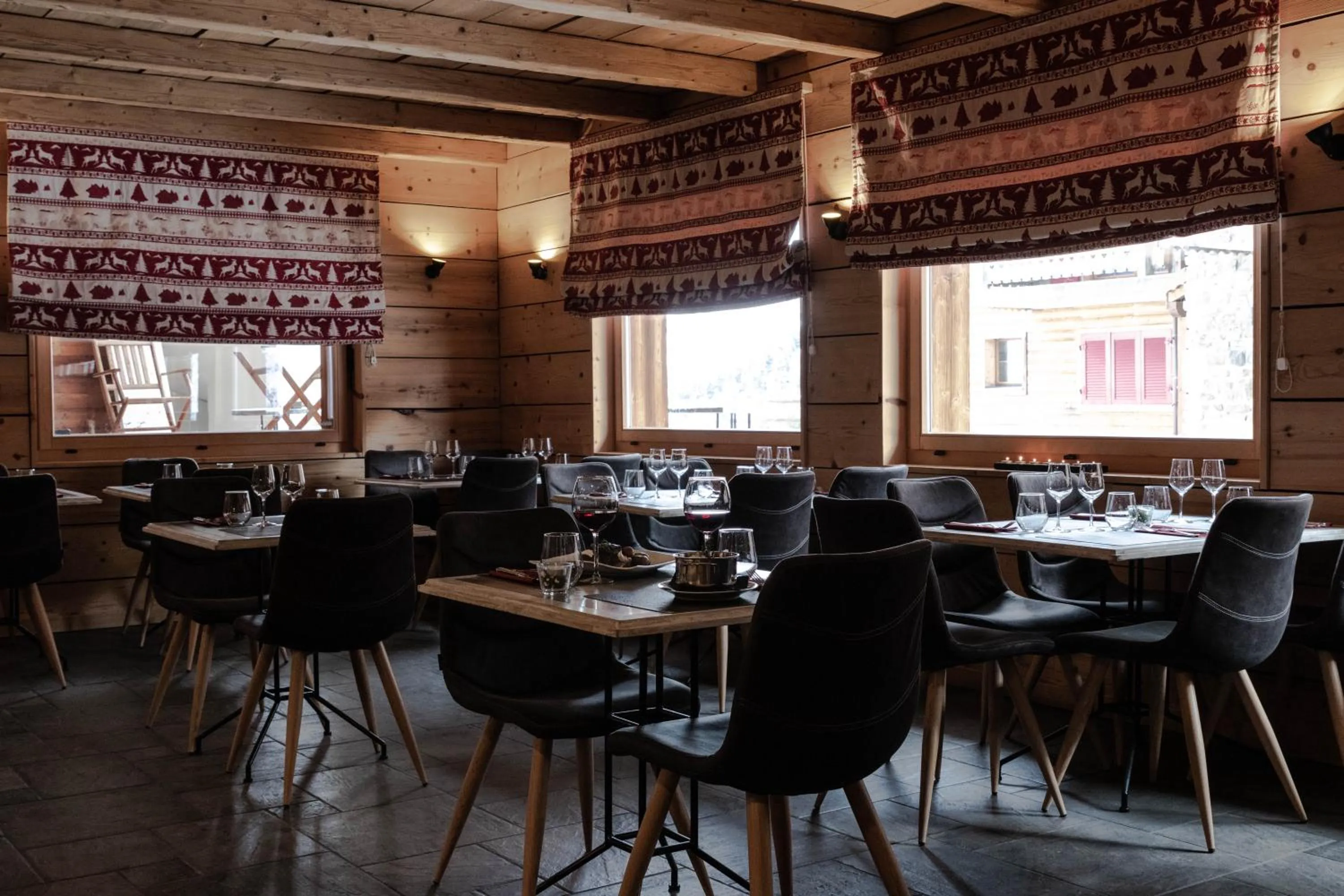 Restaurant/places to eat in Hotel L'Etable