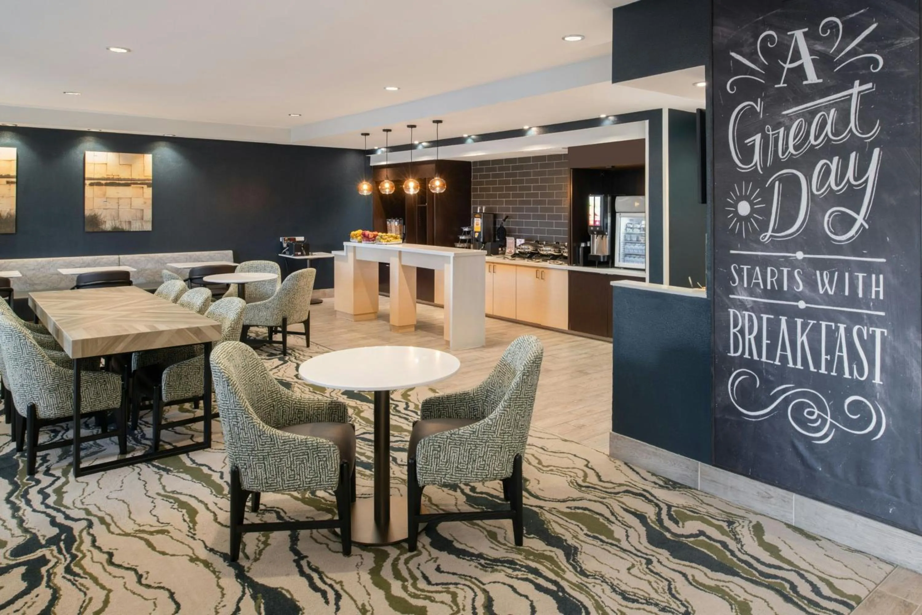 Breakfast in TownePlace Suites by Marriott Slidell