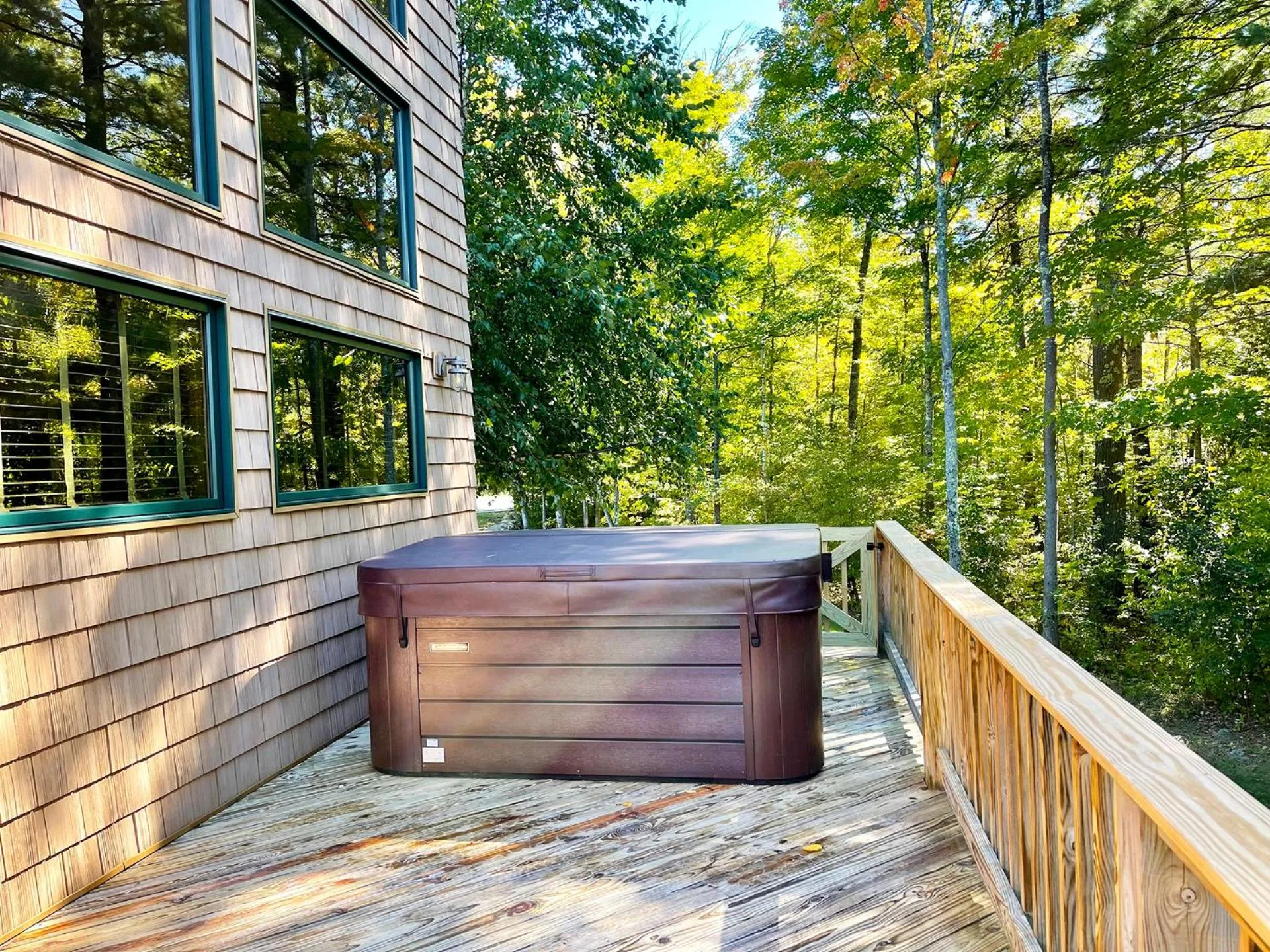 Hot Tub in Marble Mountain Chalet
