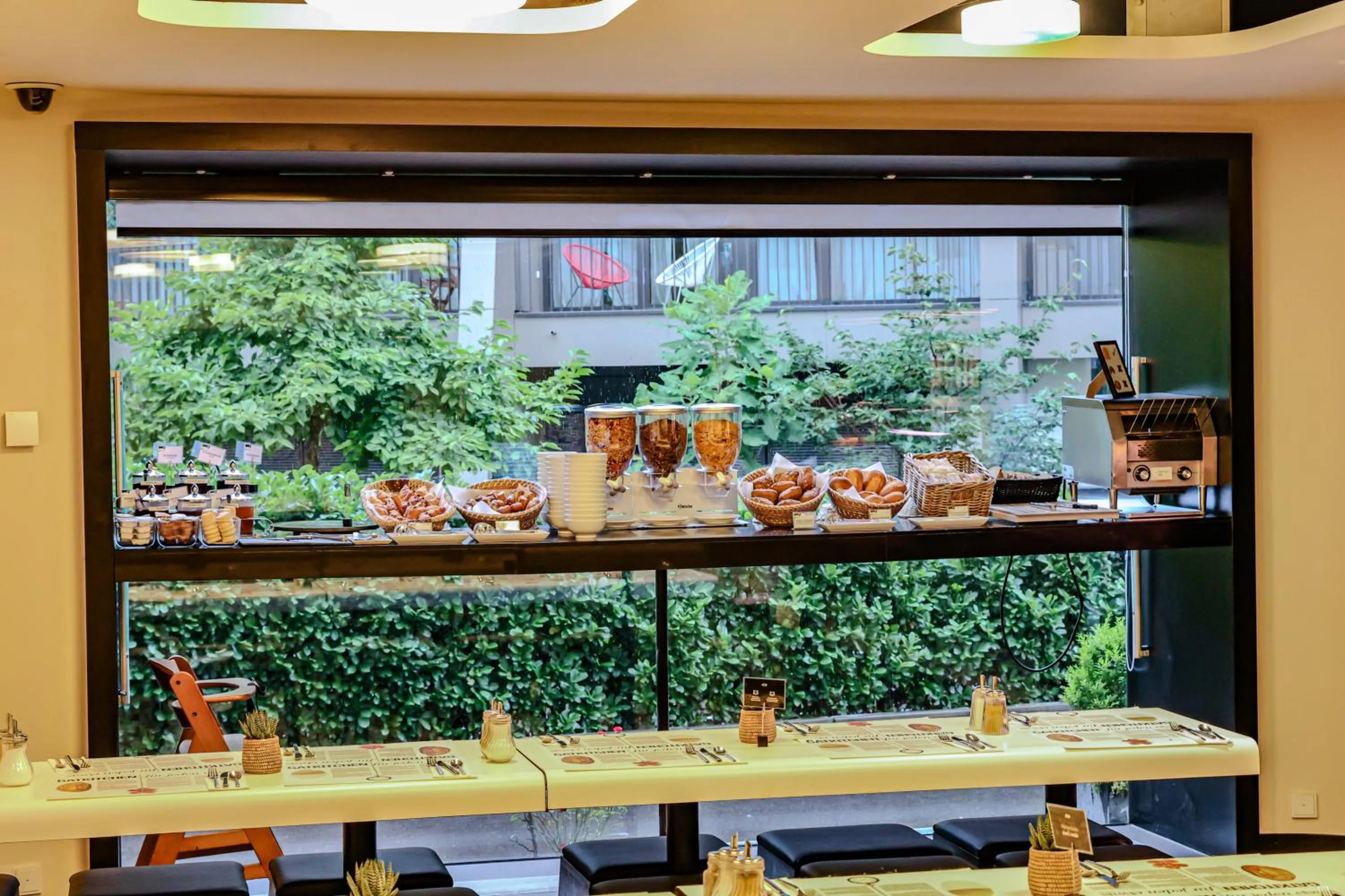 Buffet breakfast in Hotel Gat Point Charlie