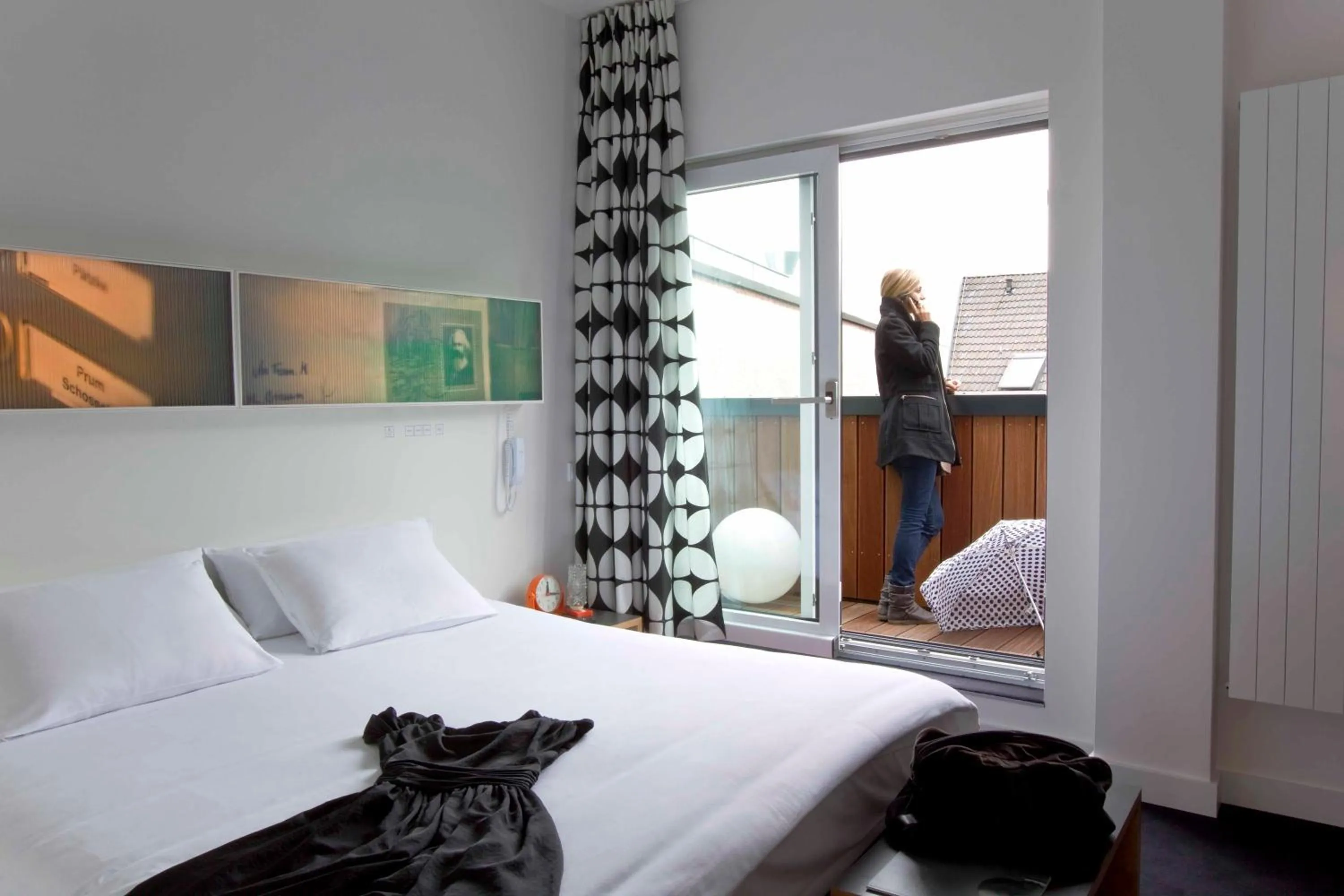 Bed in Hotel Gat Point Charlie