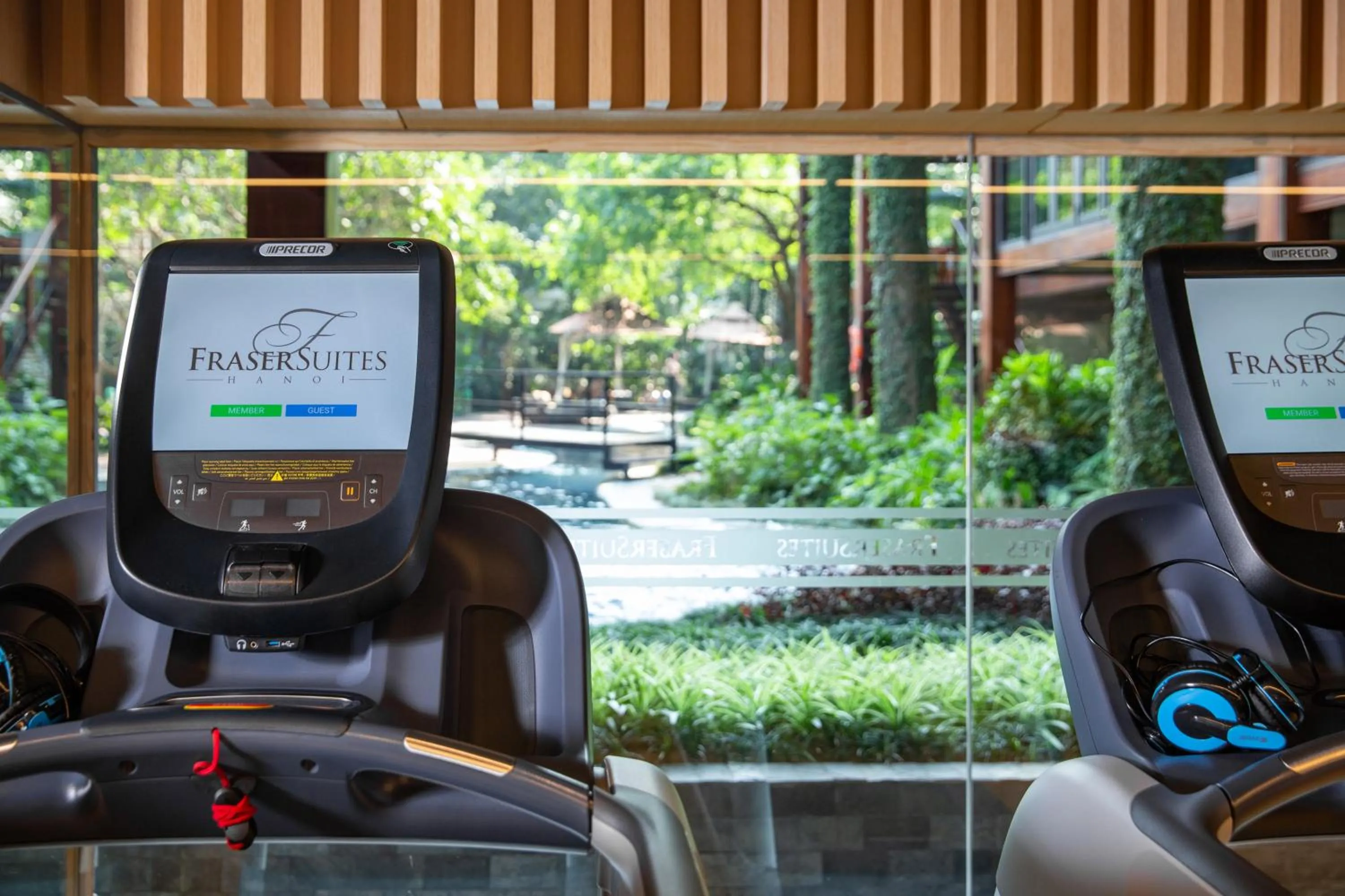 Fitness centre/facilities in Fraser Suites Hanoi
