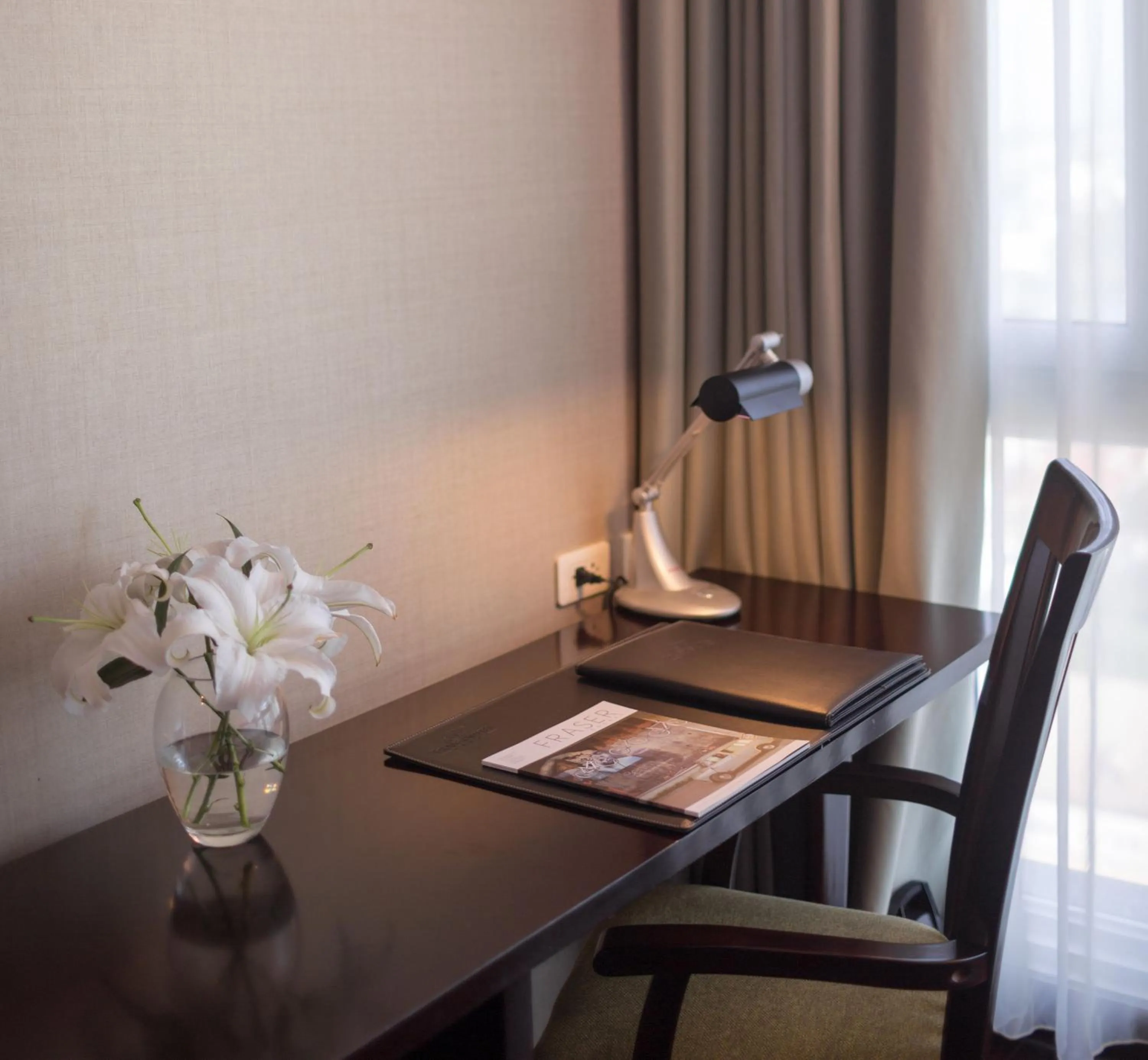 Seating area in Fraser Suites Hanoi