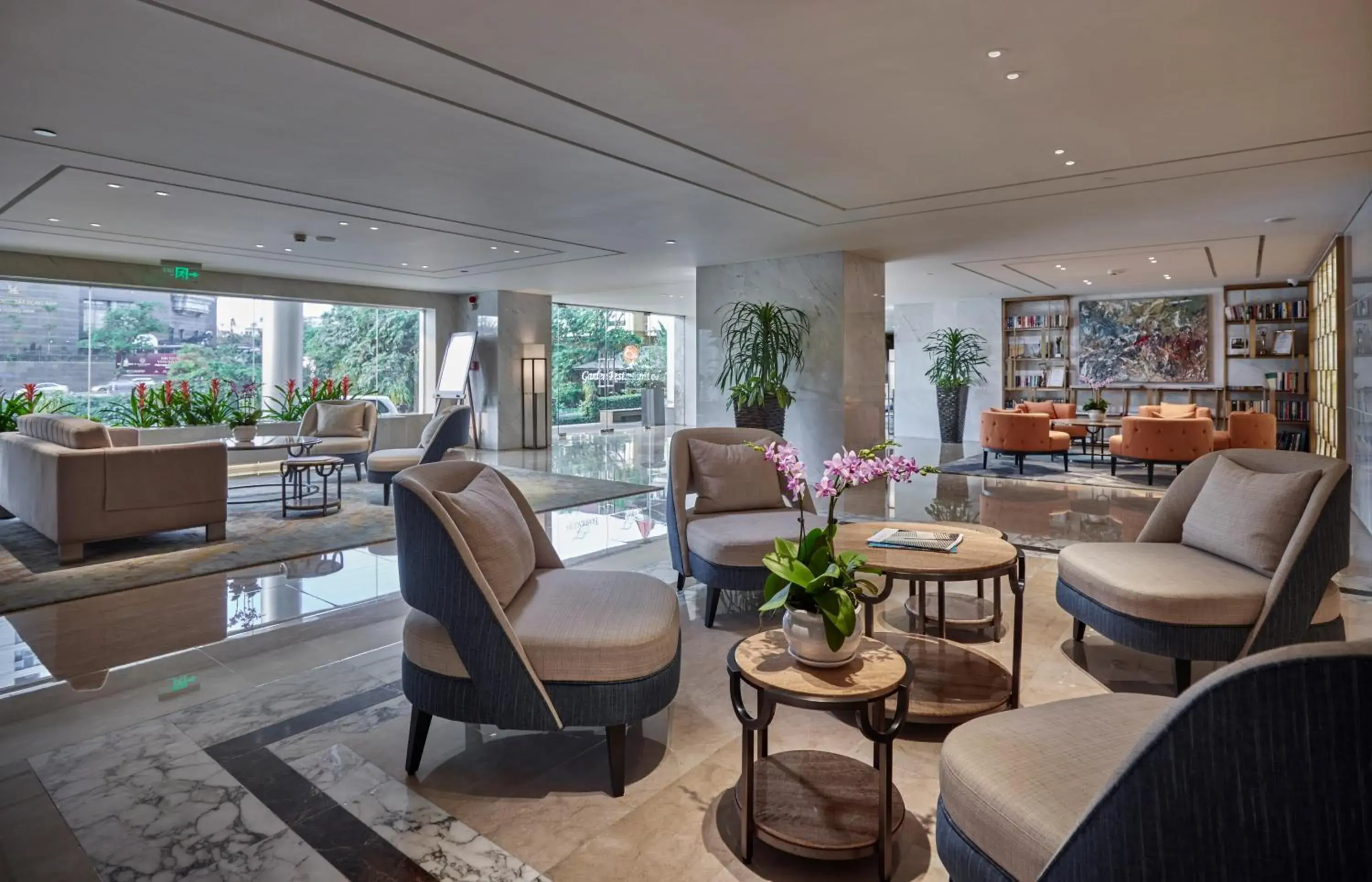 Lobby or reception in Fraser Suites Hanoi Lobby or reception in Fraser Suites Hanoi